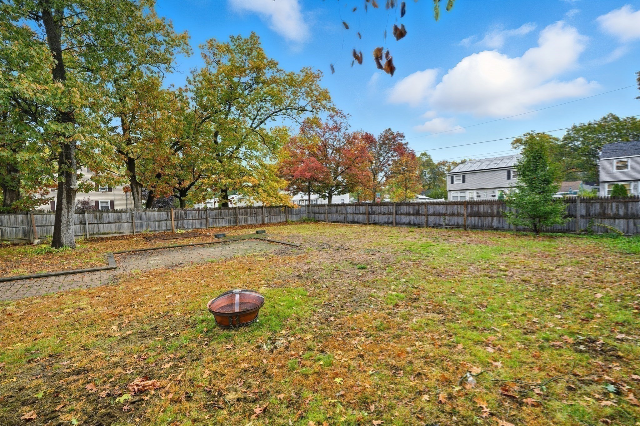 63 Peer St, Springfield, MA 01109 - Image 33