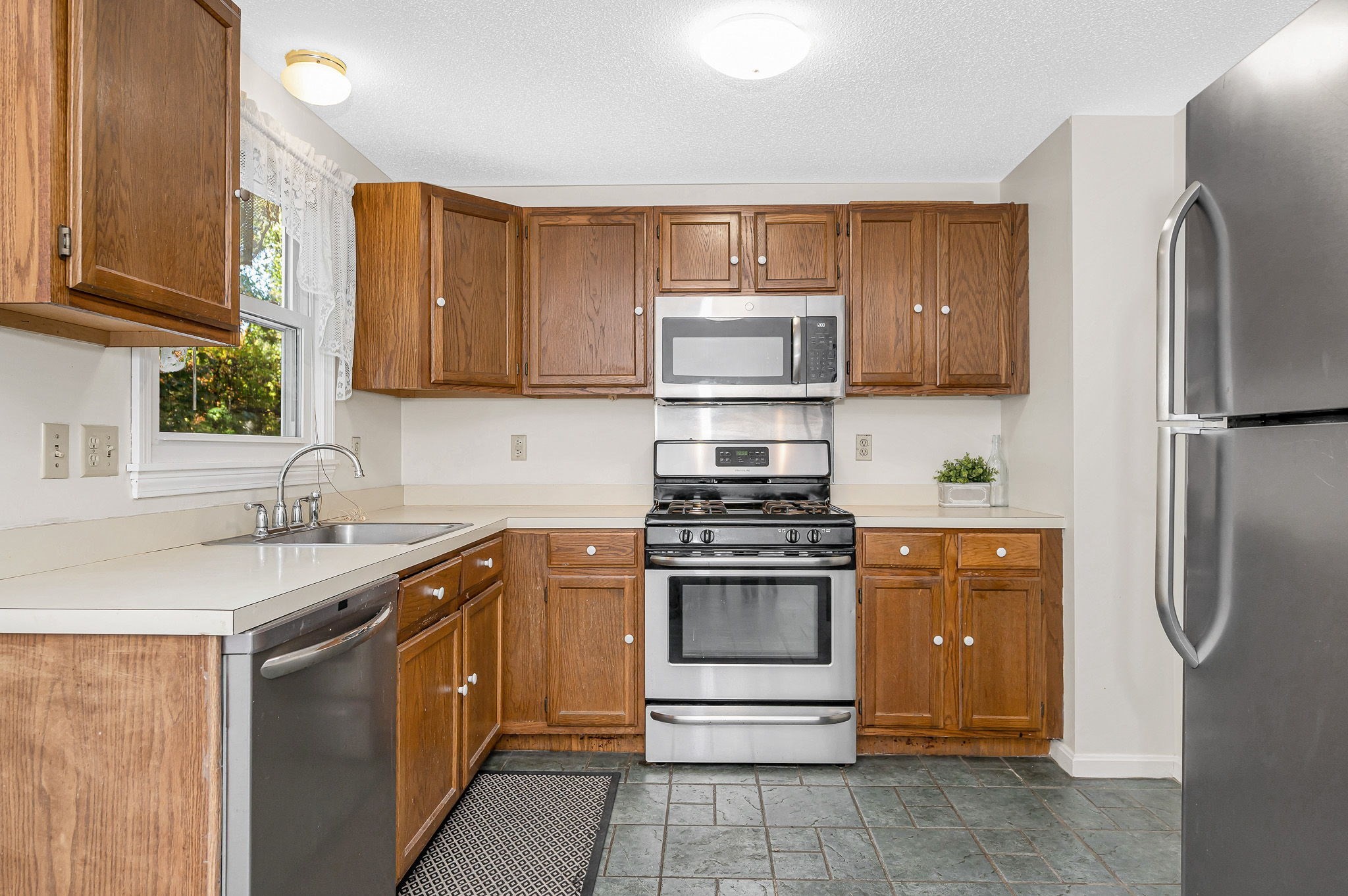 173 Merrimack Meadows Ln Unit 162, Tewksbury, MA 01876 - Image 10