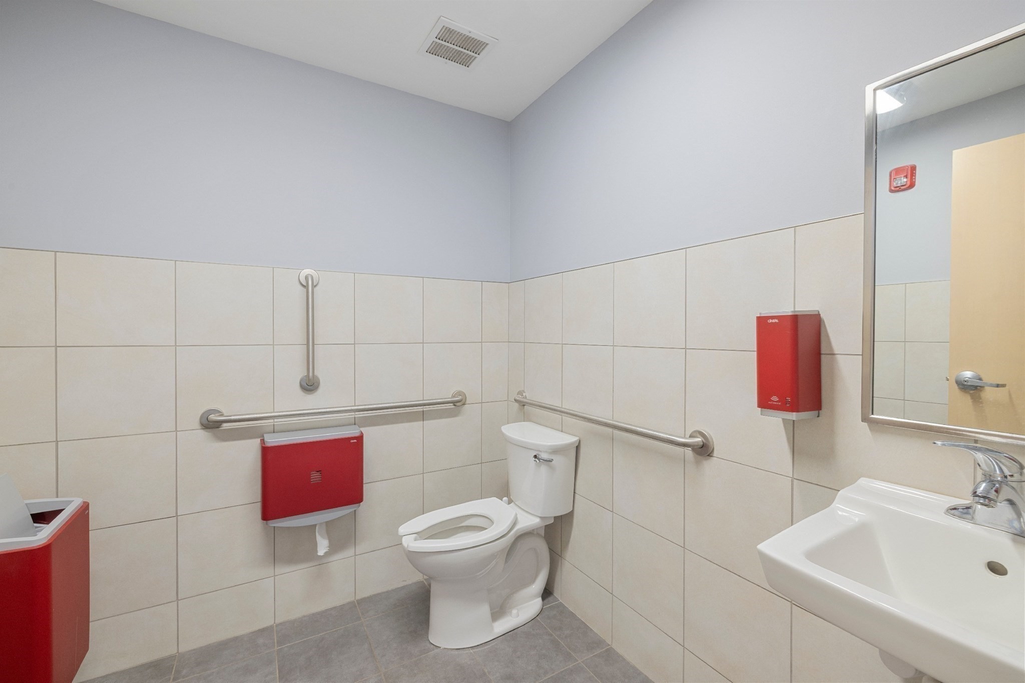 251 Andover St, Peabody, MA 01960 - Image 12