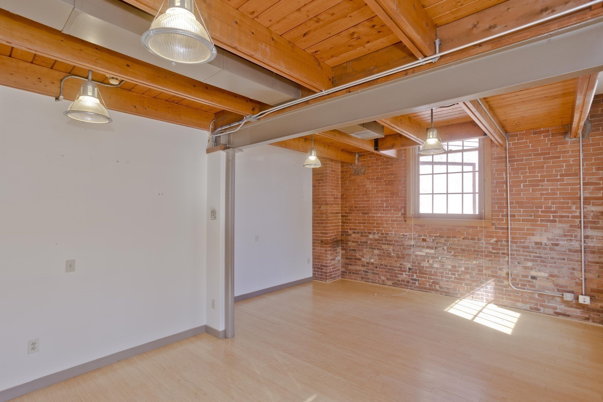 244 Main St, Northampton, MA 01060 - Image 11