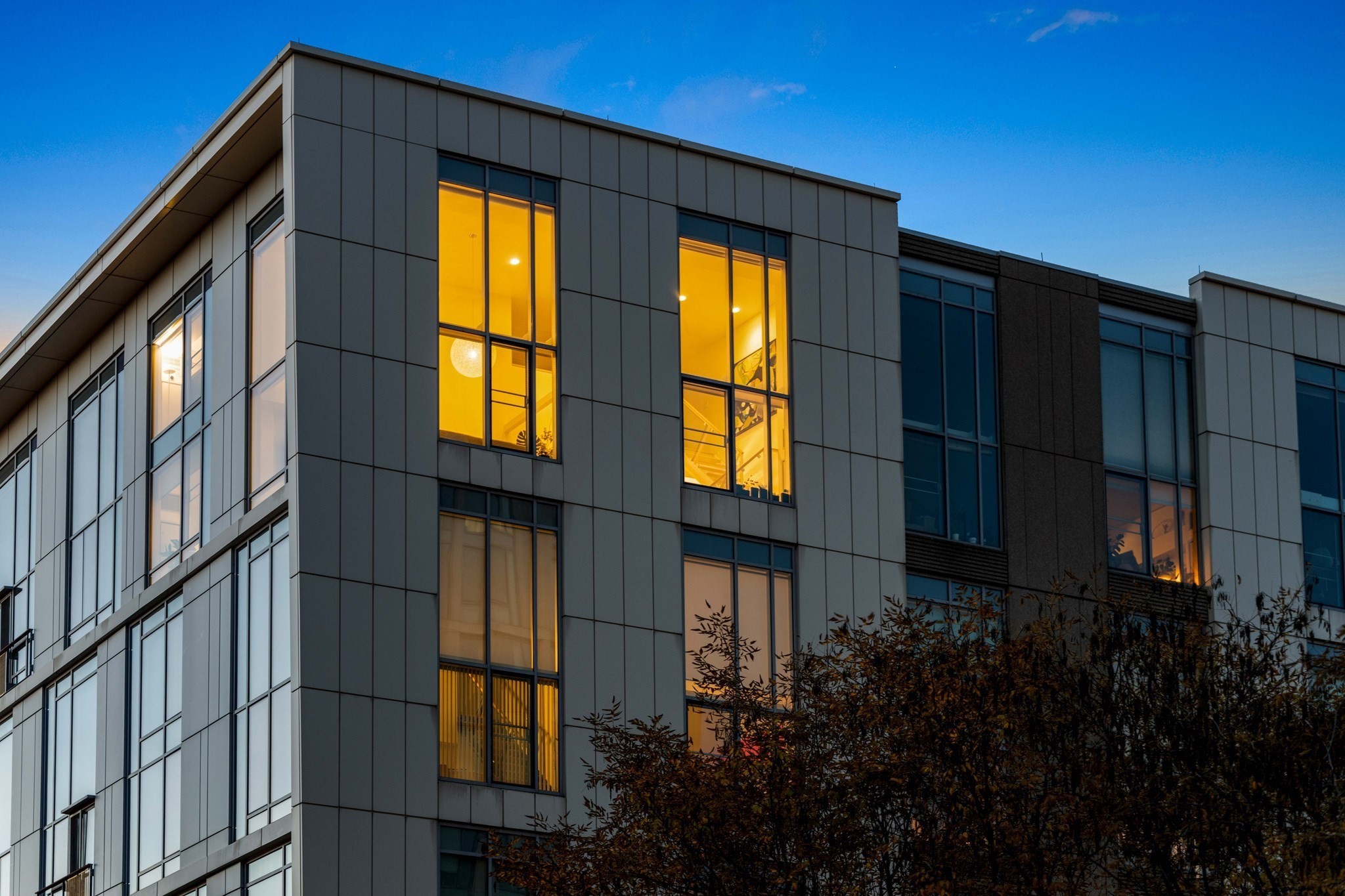 1 Earhart St Unit 705, Cambridge, MA 02141