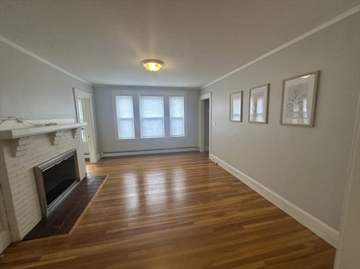 12 Jeanette Ave, Apt 1