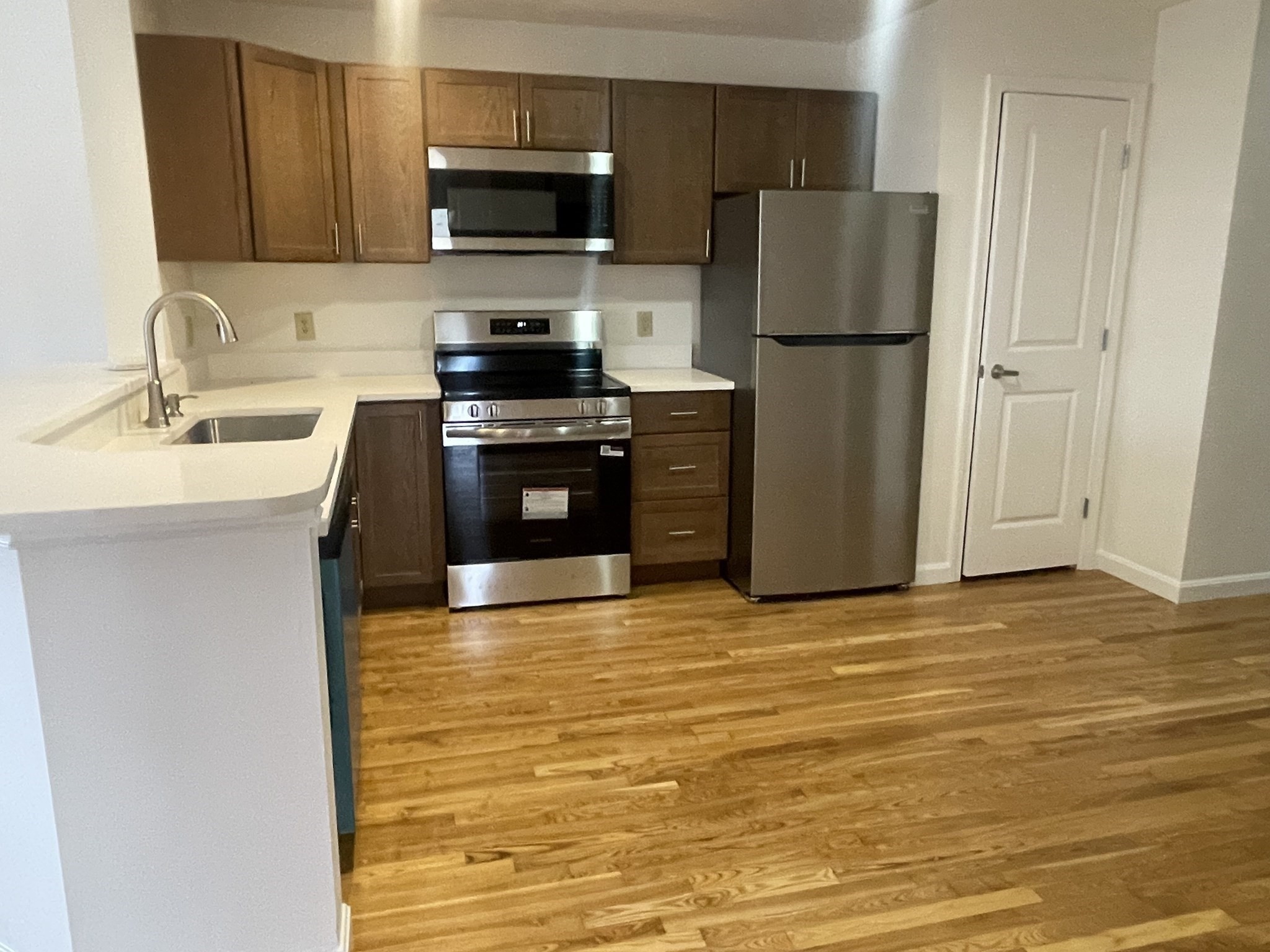 170 Oxford St Unit 503, Lynn, MA 01901 - Image 2