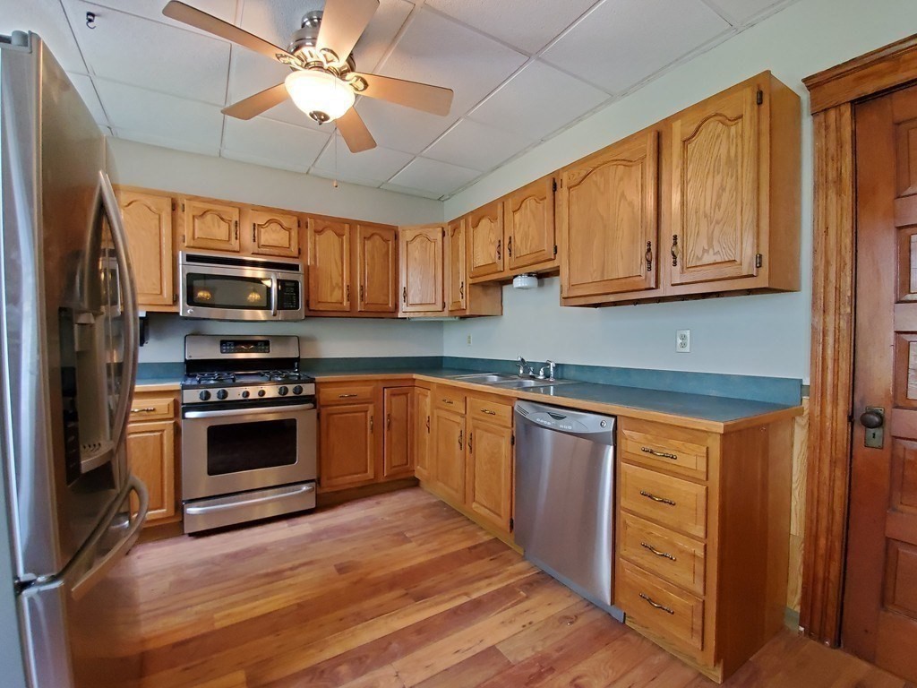 21 Hitchcock Rd, Worcester, MA 01603 - Image 3
