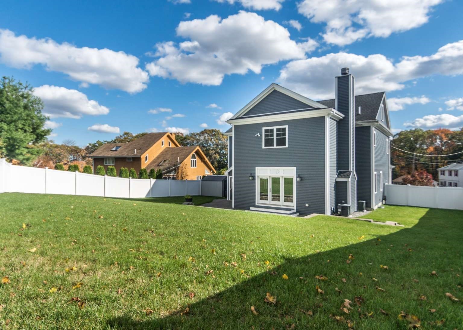 28 Goldencrest Ave, Waltham, MA 02451 - Image 4