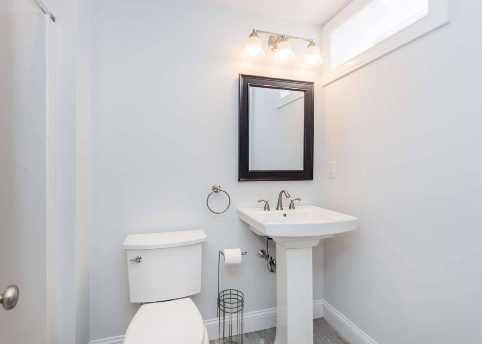 28 Goldencrest Ave, Waltham, MA 02451 - Image 33