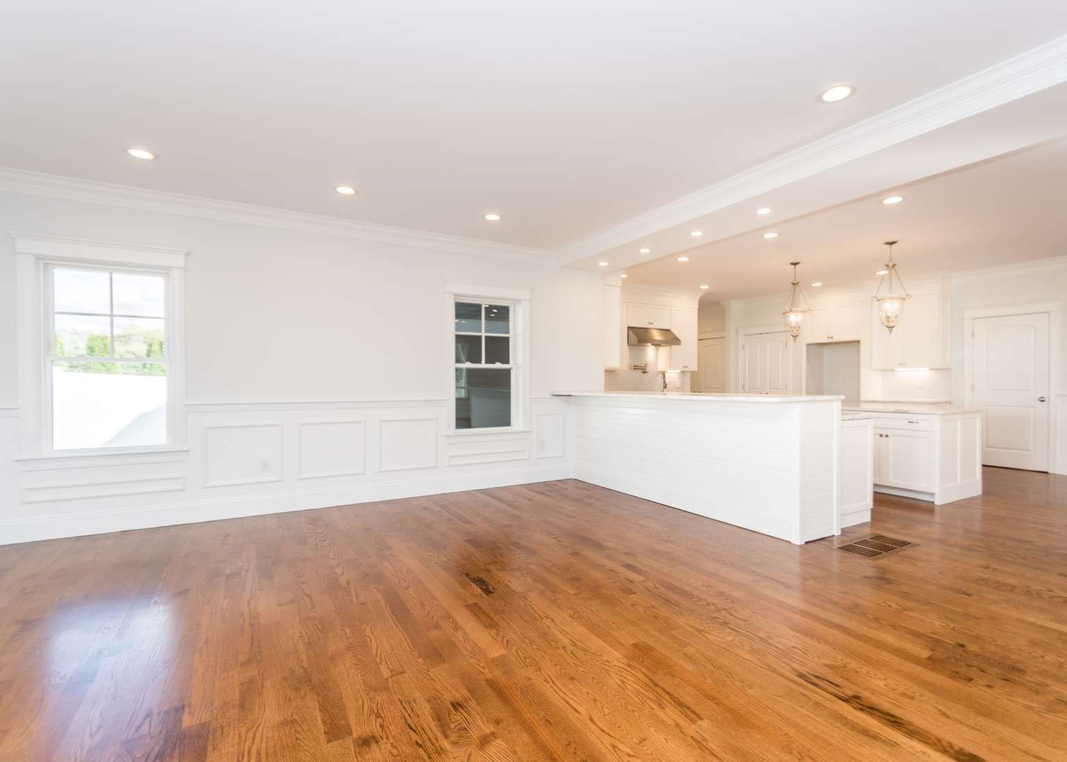 28 Goldencrest Ave, Waltham, MA 02451 - Image 10