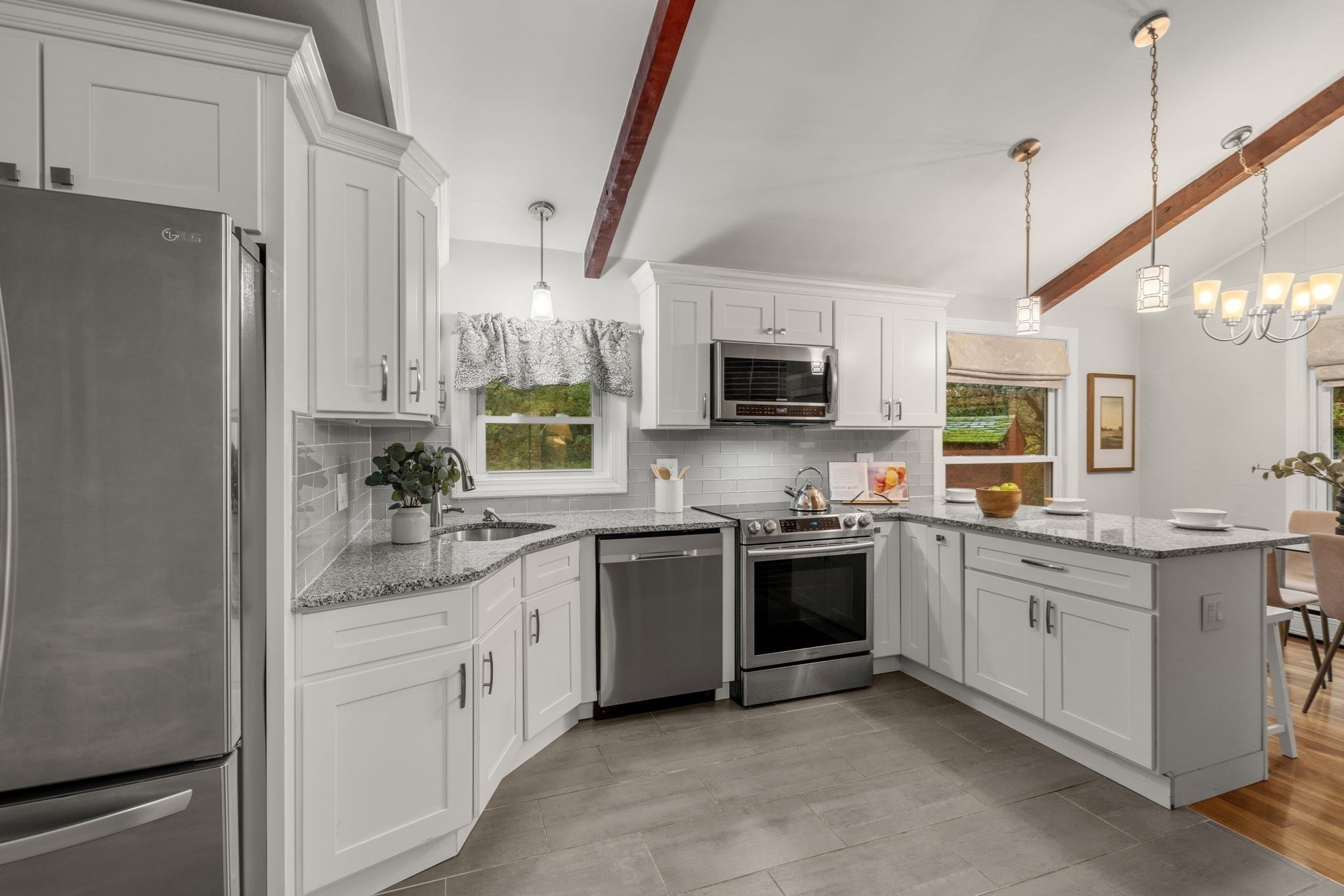 35 Beachview Ave, Malden, MA 02148 - Image 3