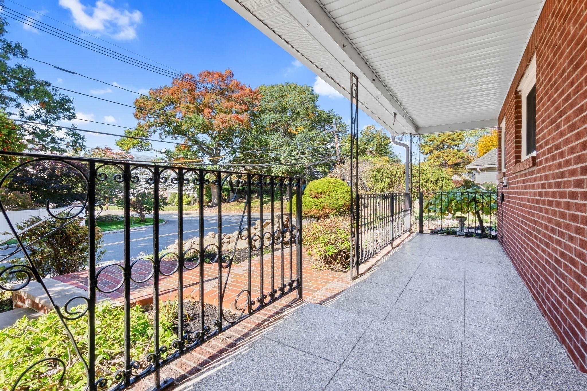 97 Oak St, Stoneham, MA 02180 - Image 2