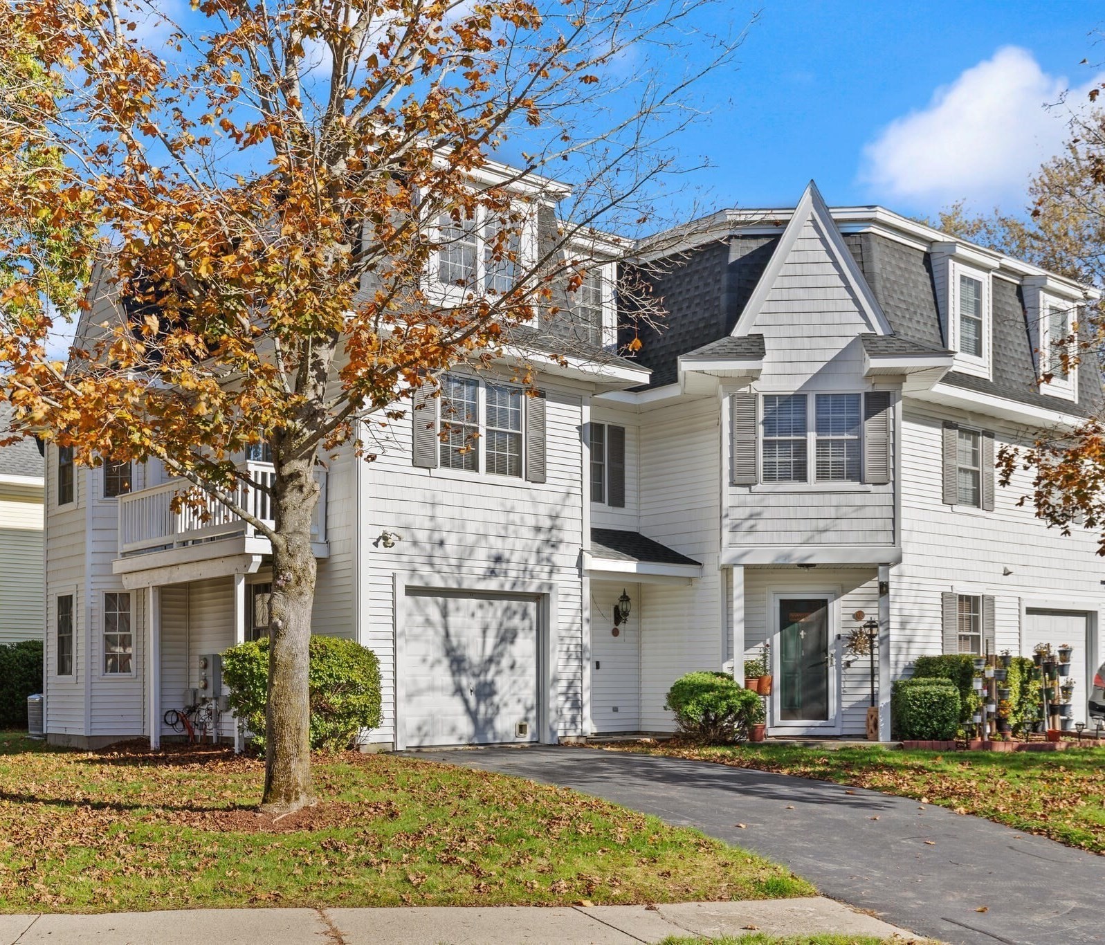 10 Victoria Gdn Unit A, Framingham, MA 01701