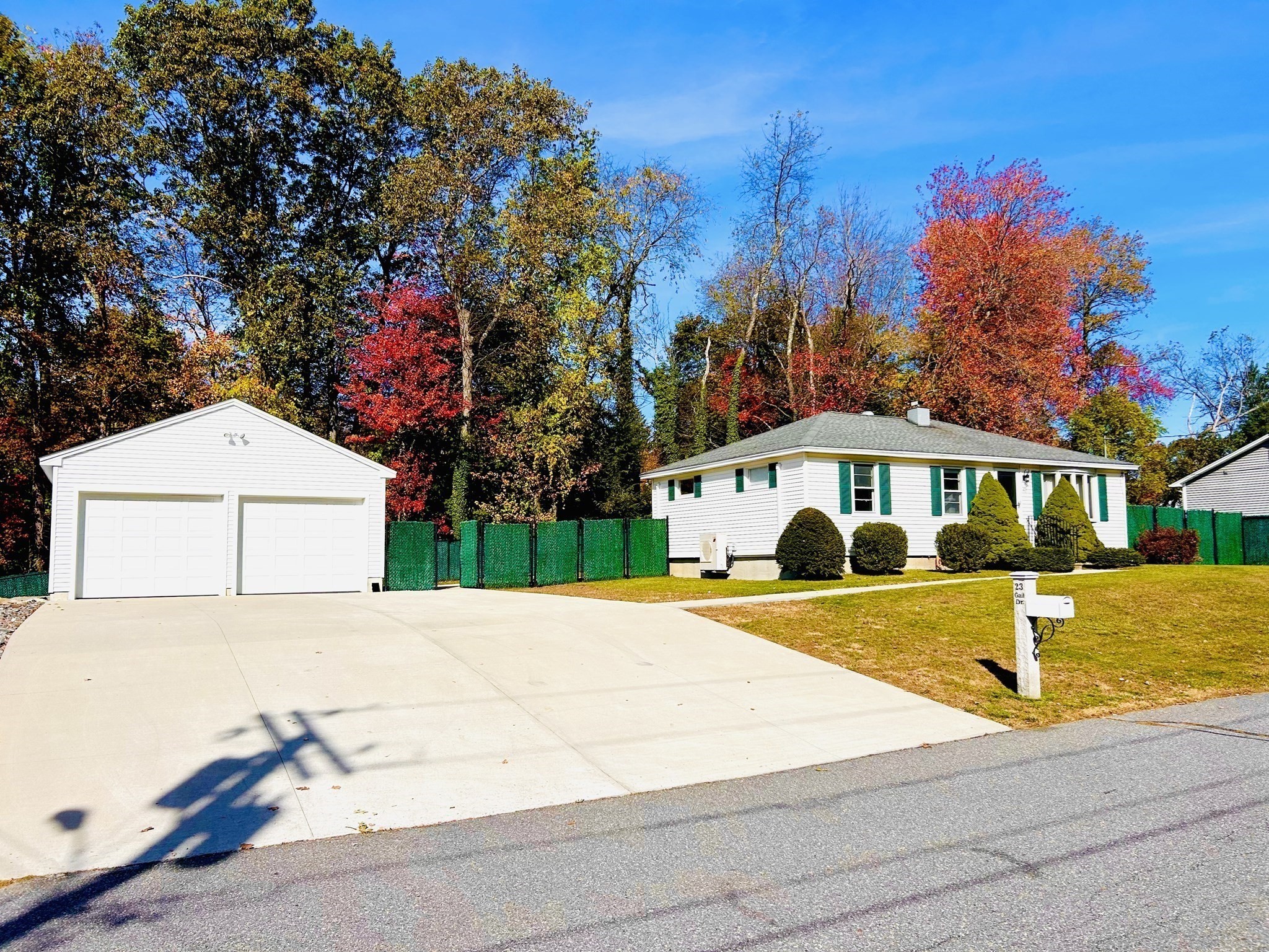 23 Gail Dr, Holden, MA 01520 - Image 2