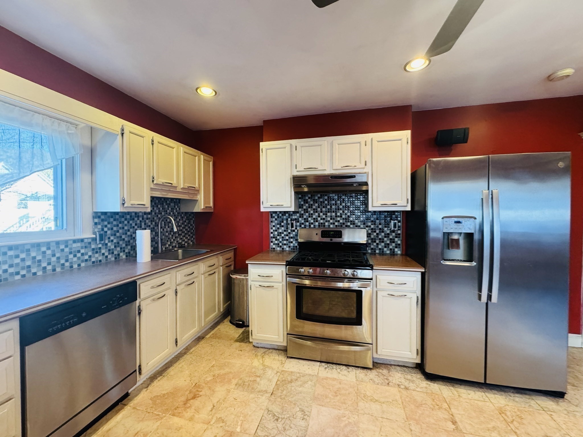 16 Perley Place Unit 16, Quincy, MA 02169 - Image 11