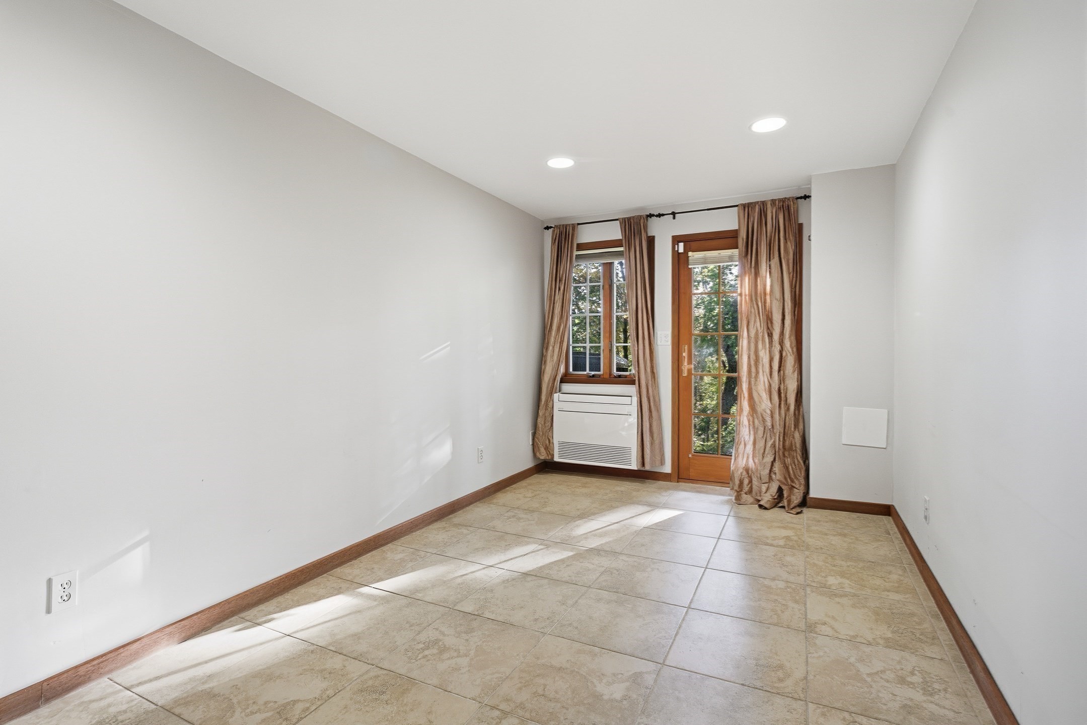 184 Rawson Rd, Brookline, MA 02445 - Image 16