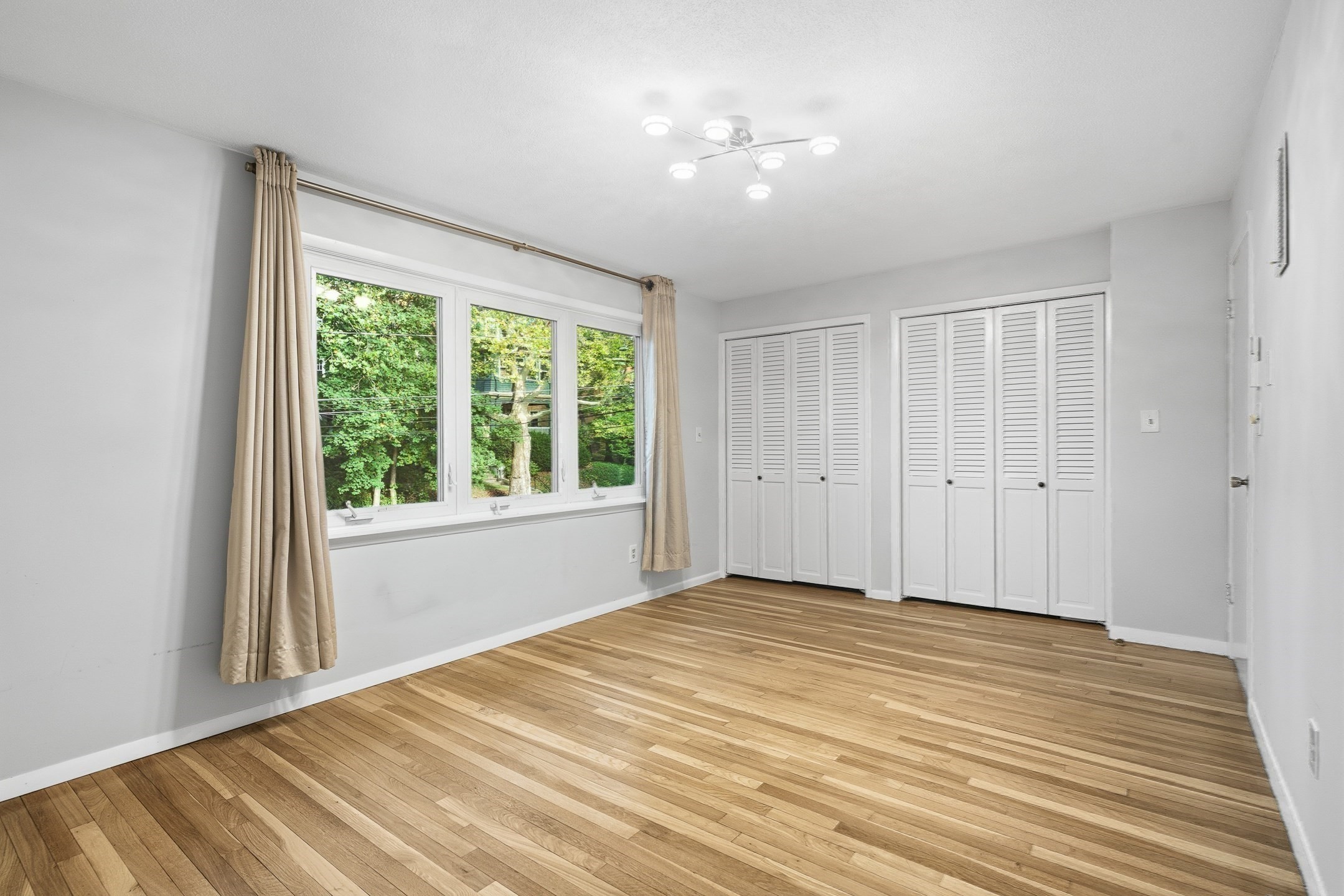 184 Rawson Rd, Brookline, MA 02445 - Image 18