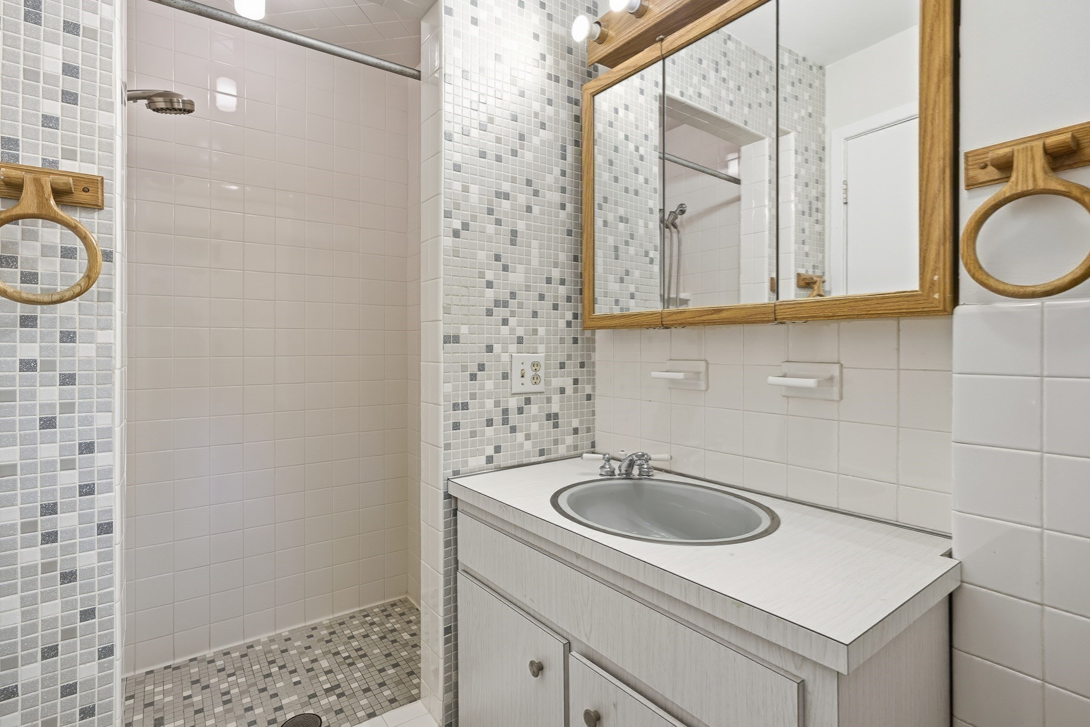 184 Rawson Rd, Brookline, MA 02445 - Image 20