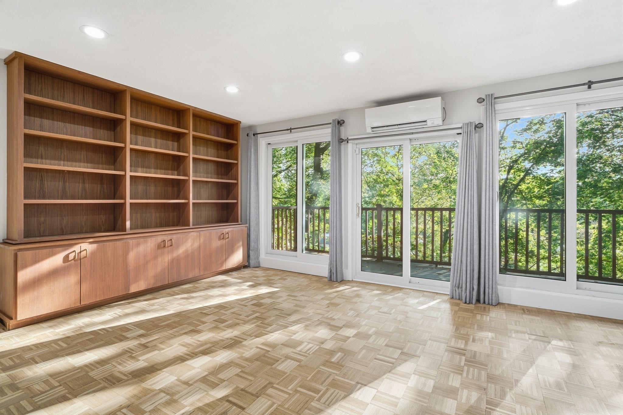 184 Rawson Rd, Brookline, MA 02445 - Image 3