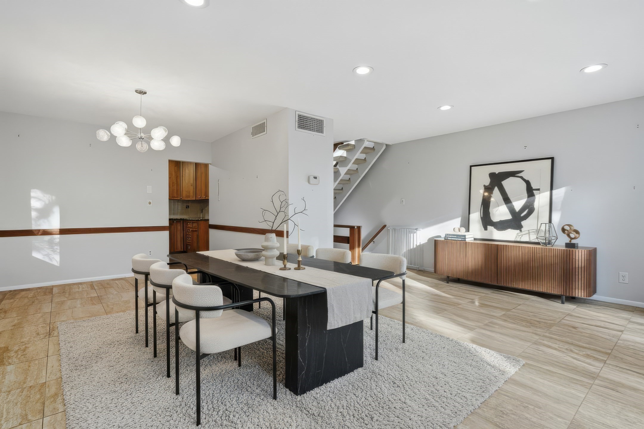 184 Rawson Rd, Brookline, MA 02445 - Image 4