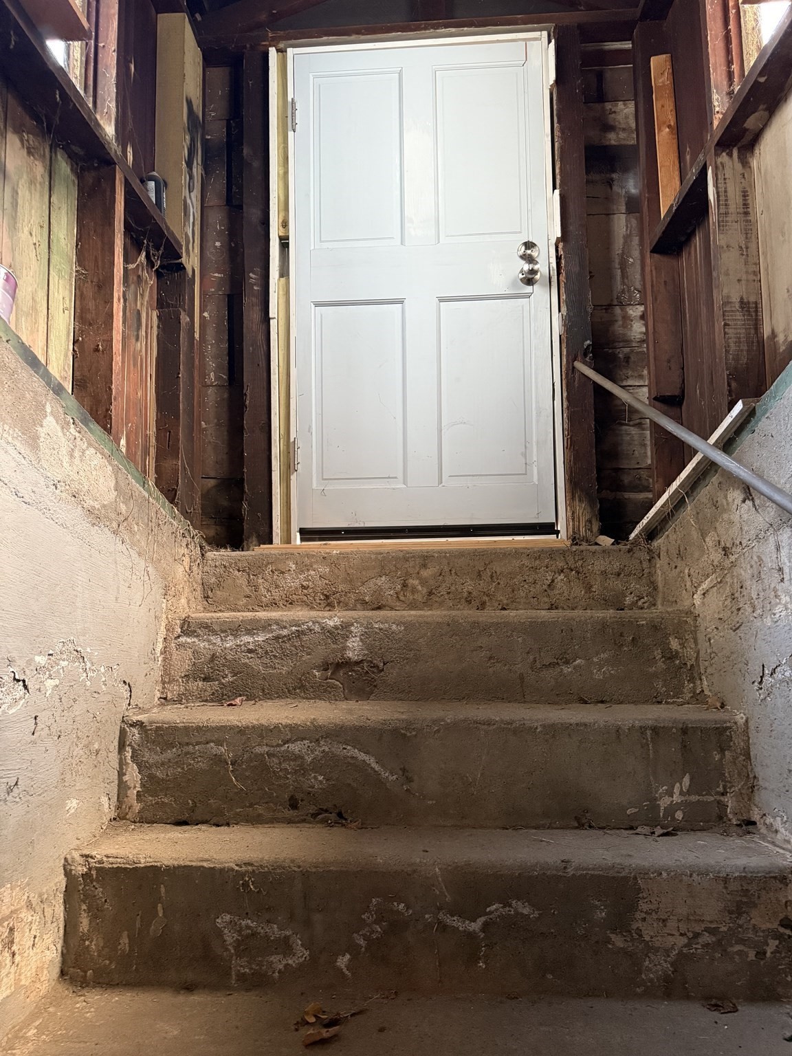 12 W High St, Avon, MA 02322 - Image 20