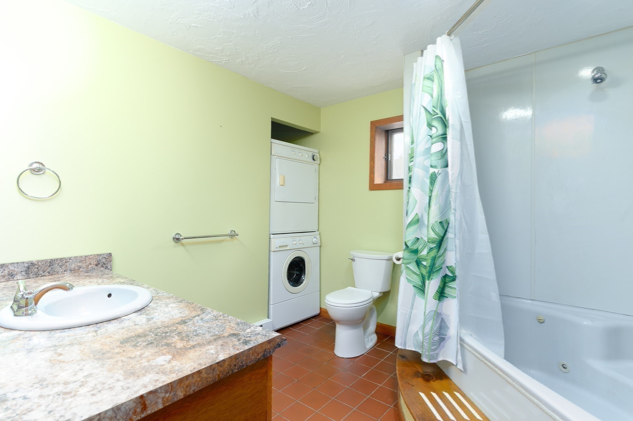 8 Elm St, North Brookfield, MA 01535 - Image 25