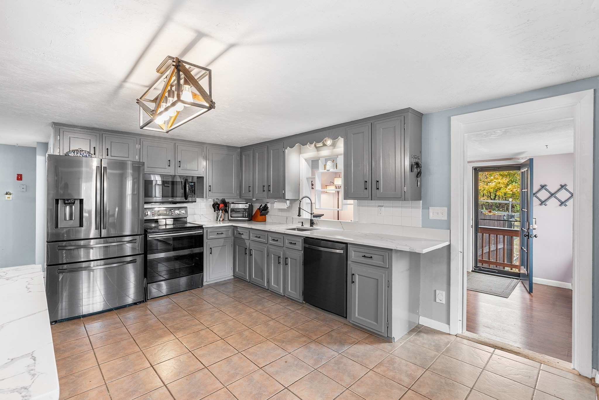 73 N Common Rd, Westminster, MA 01473 - Image 3