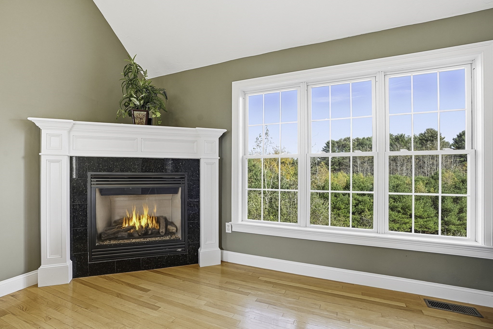 185 Prairie St, Northbridge, MA 01534 - Image 14