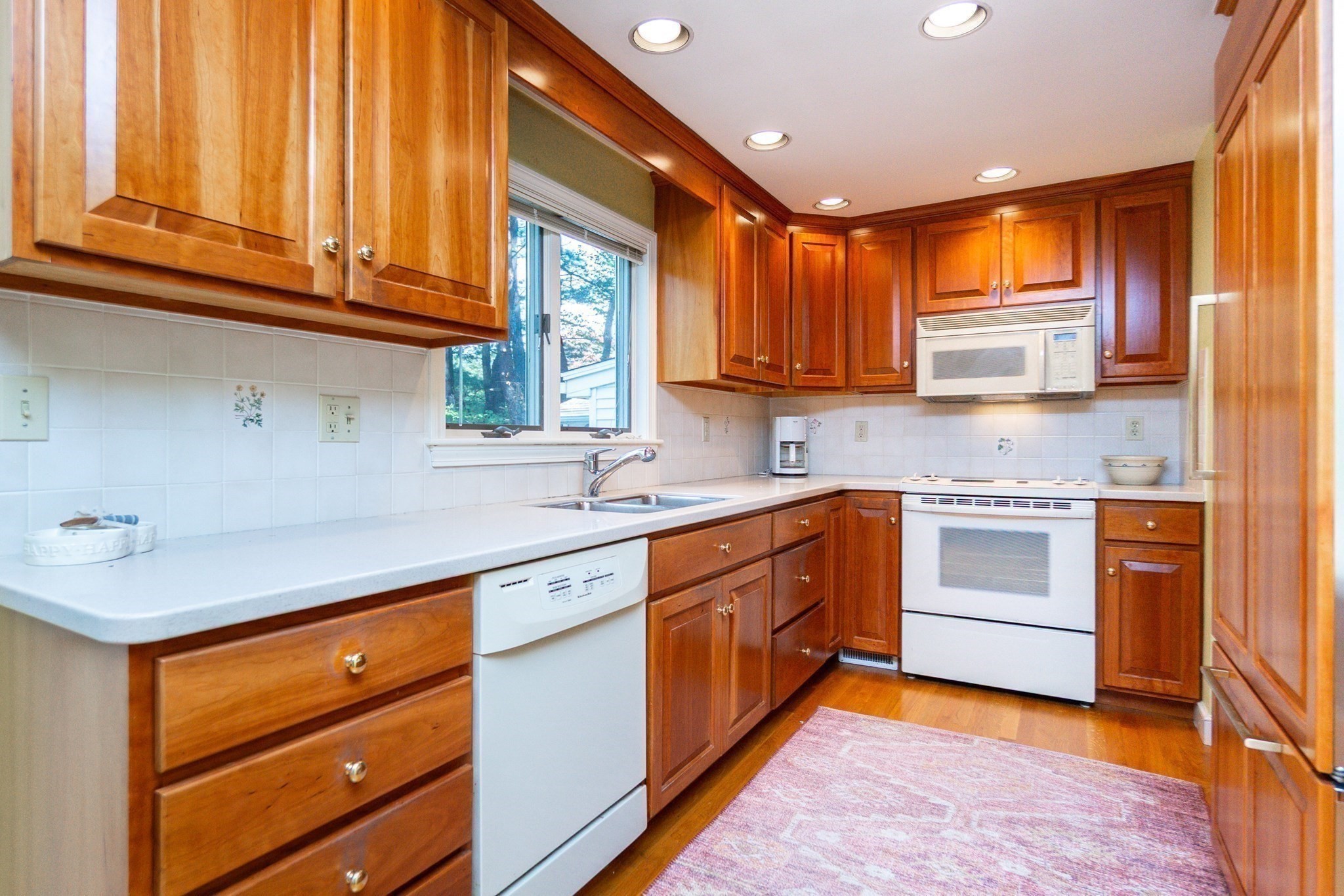 53 Davidson Rd, Framingham, MA 01701 - Image 5