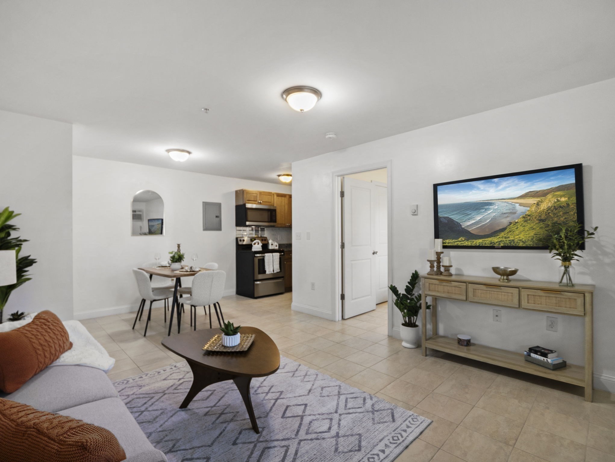 12 Arizona Ter Unit 2, Arlington, MA 02474