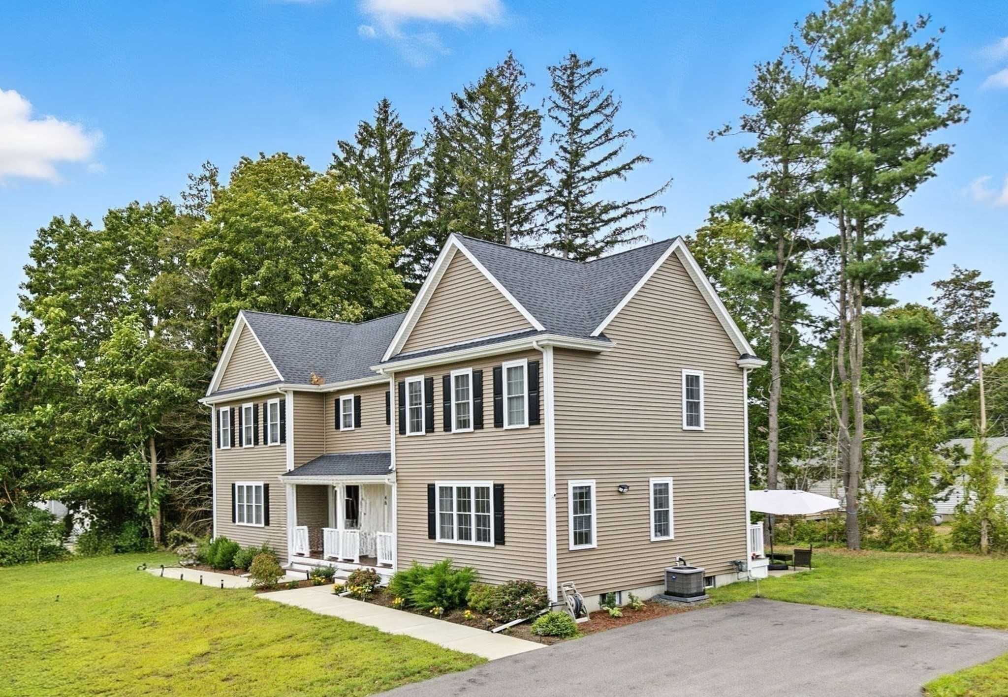 4 Lawton St Unit A, Taunton, MA 02780