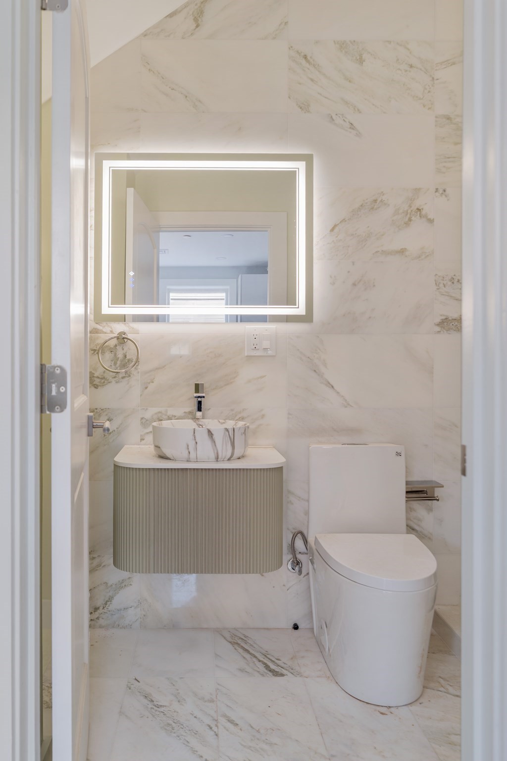 181 Maverick Street Unit PH2, East Boston, Boston, MA 02128 - Image 25