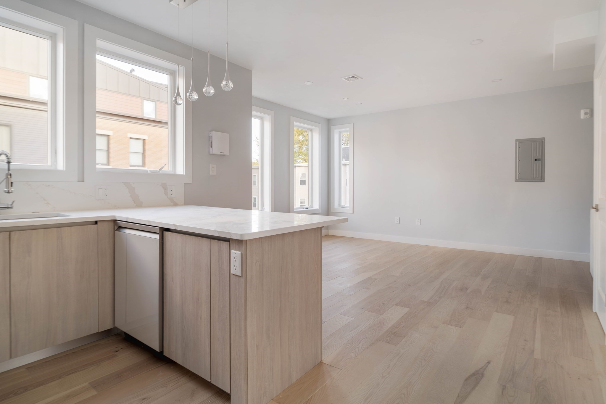 181 Maverick Street Unit PH2, East Boston, Boston, MA 02128 - Image 8