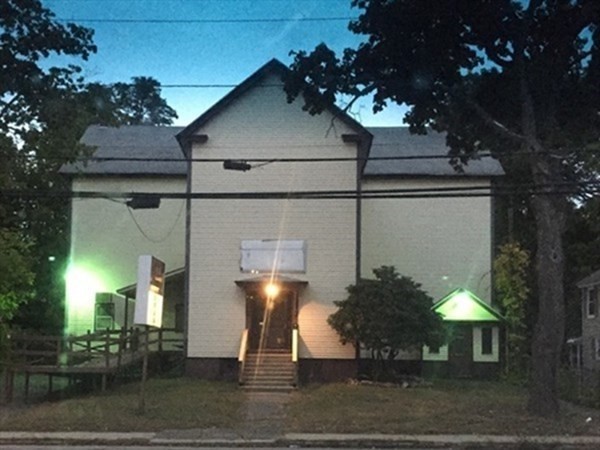 35 West Street, Ware, MA 01082 - Image 1