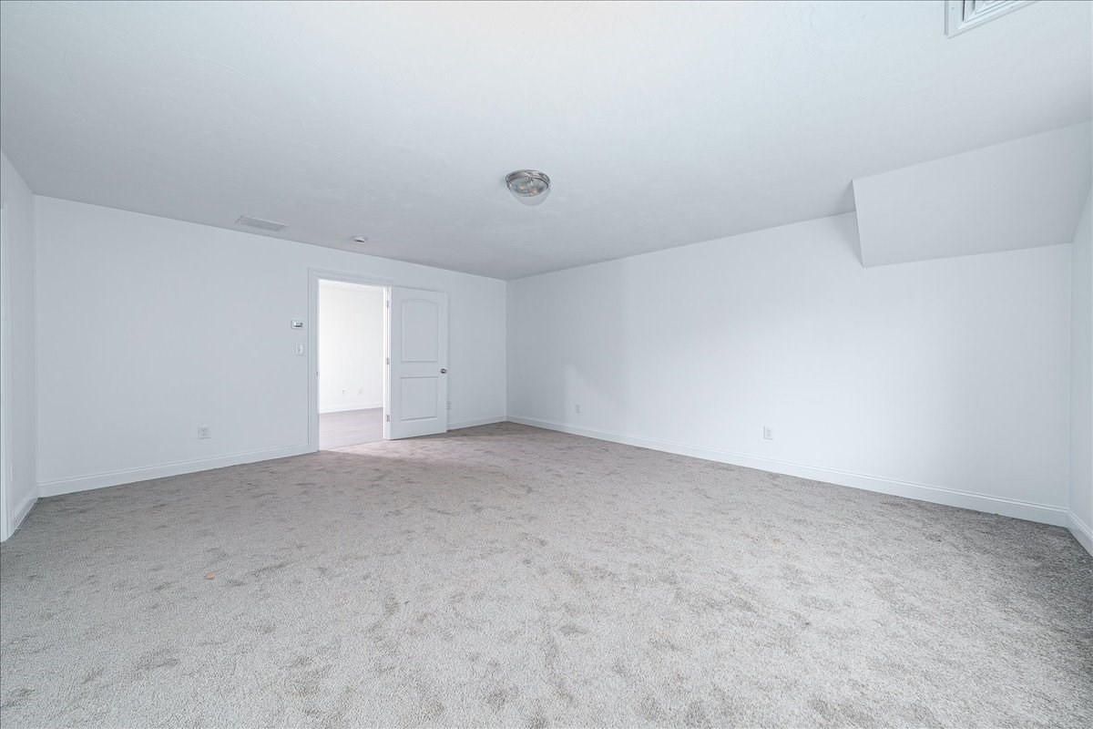 11 Black Bear Circle Unit 11, Milford, MA 01757 - Image 9