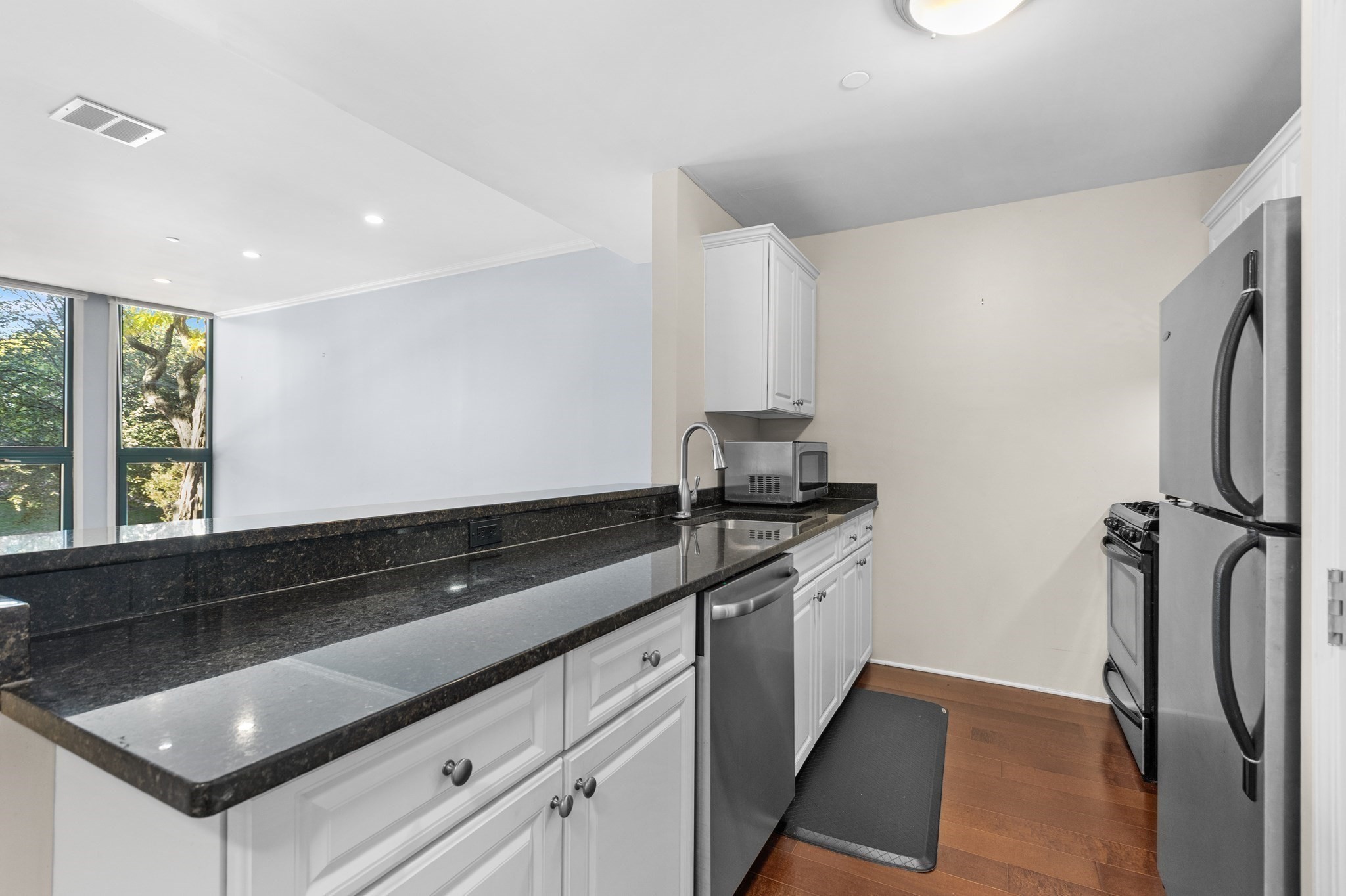 42 8th St Unit 4209, Charlestown, Boston, MA 02129 - Image 5
