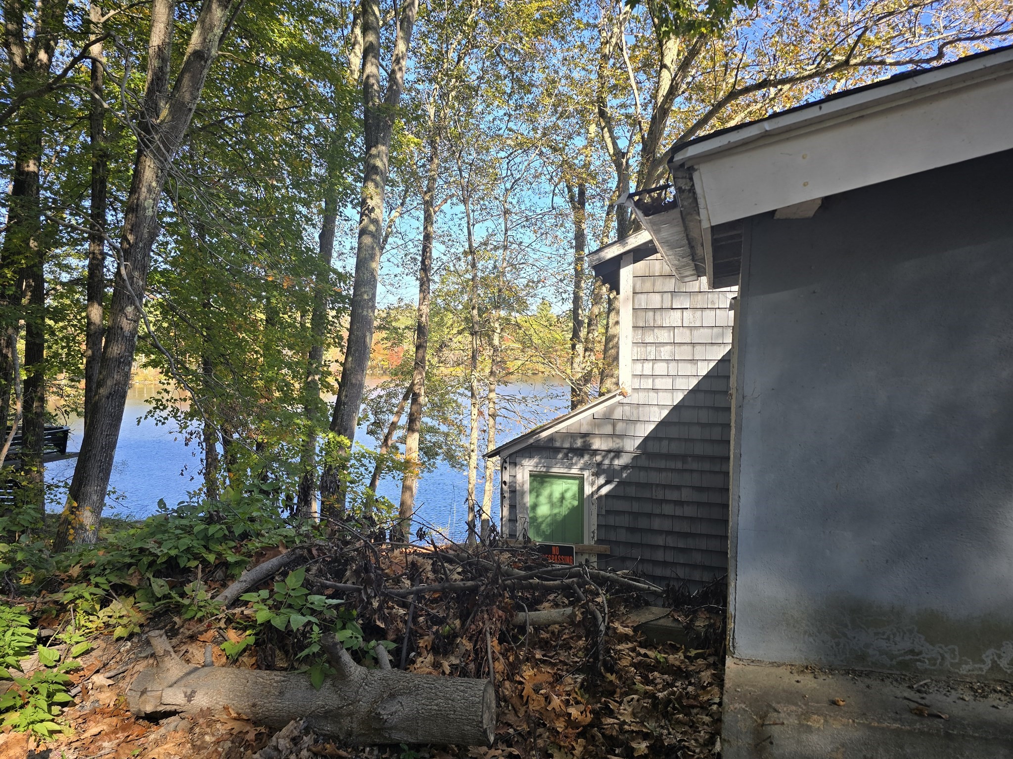 56 Lake Sargent Dr, Leicester, MA 01524 - Image 2