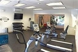 3 stonehill drive, Apt 4E