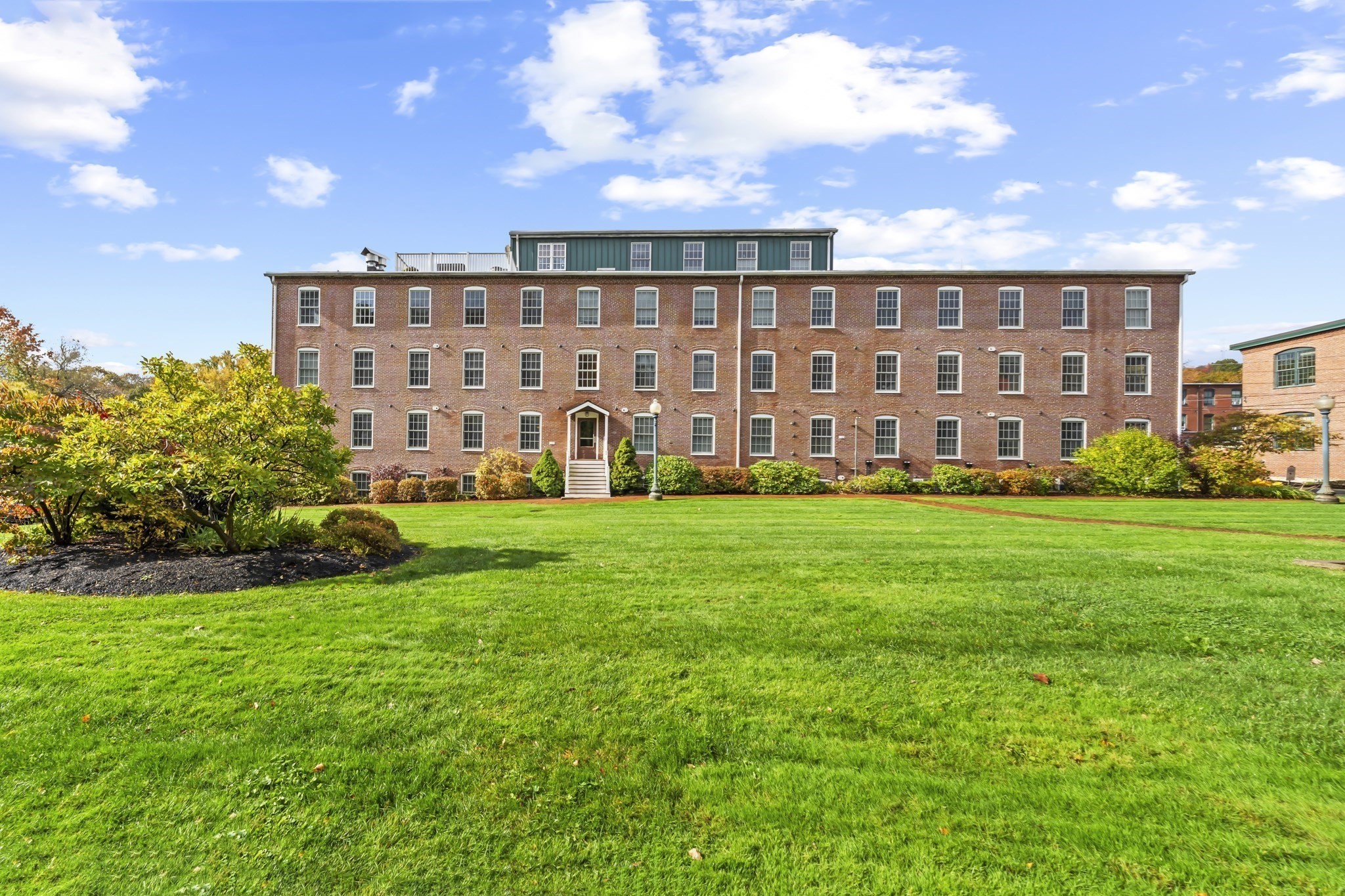 25 Cedar St Unit 14, Amesbury, MA 01913 - Image 2