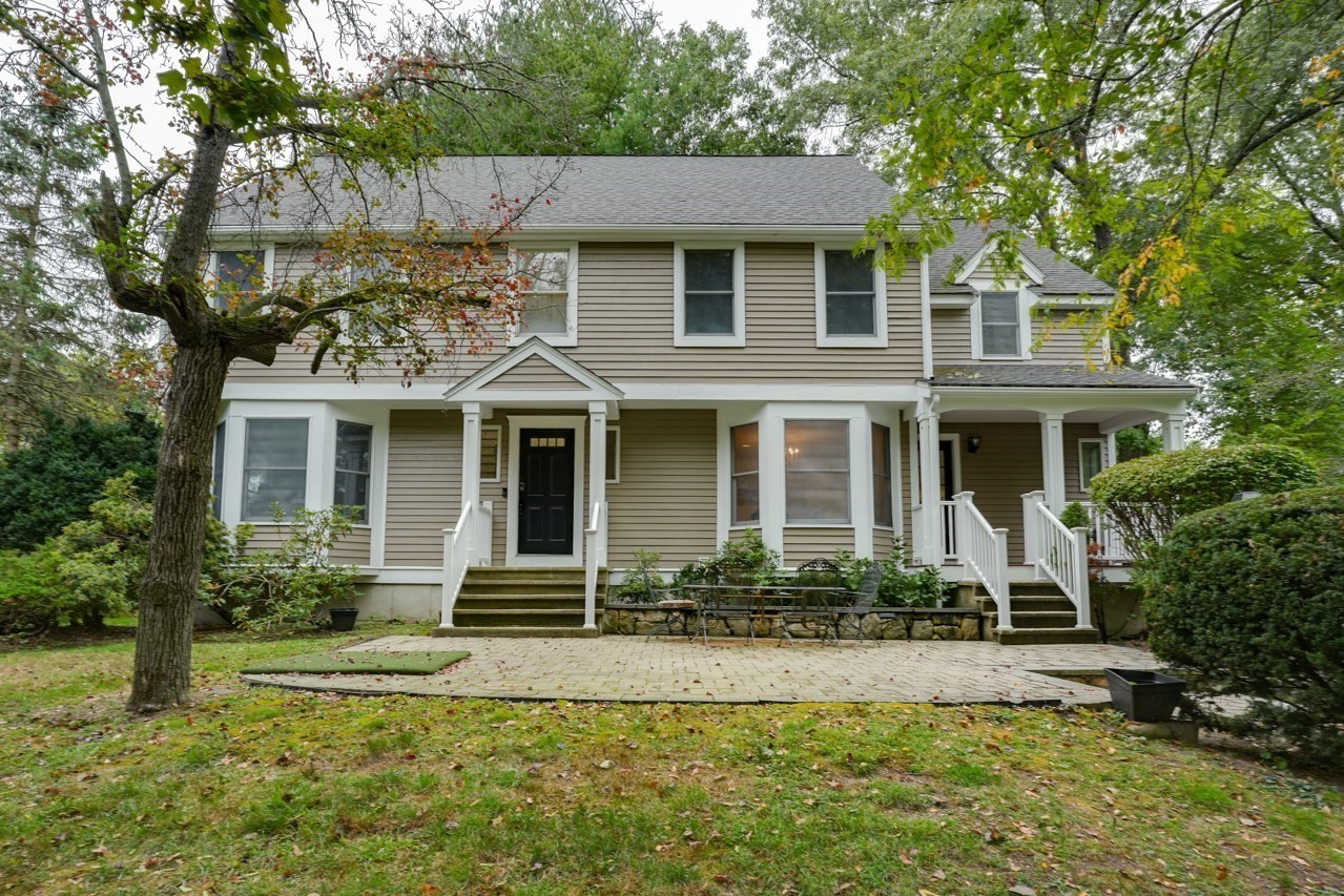 94 Rice Street, Wellesley, MA 02482