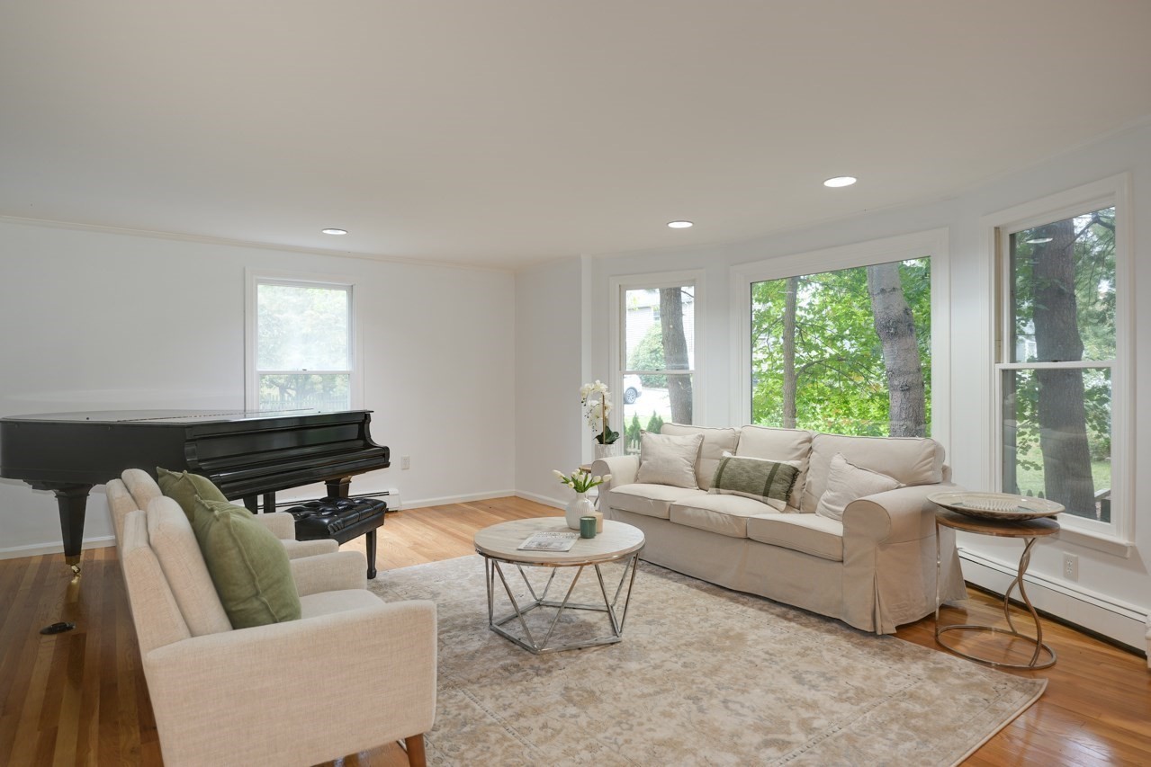 94 Rice Street, Wellesley, MA 02482 - Image 11