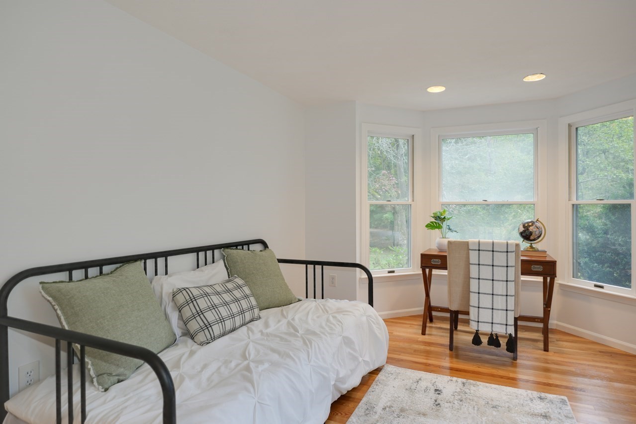 94 Rice Street, Wellesley, MA 02482 - Image 28