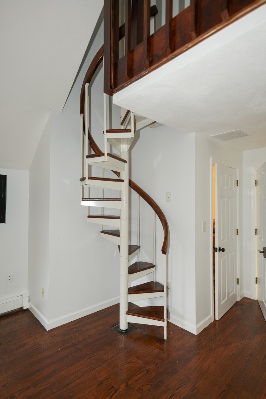 94 Rice Street, Wellesley, MA 02482 - Image 32