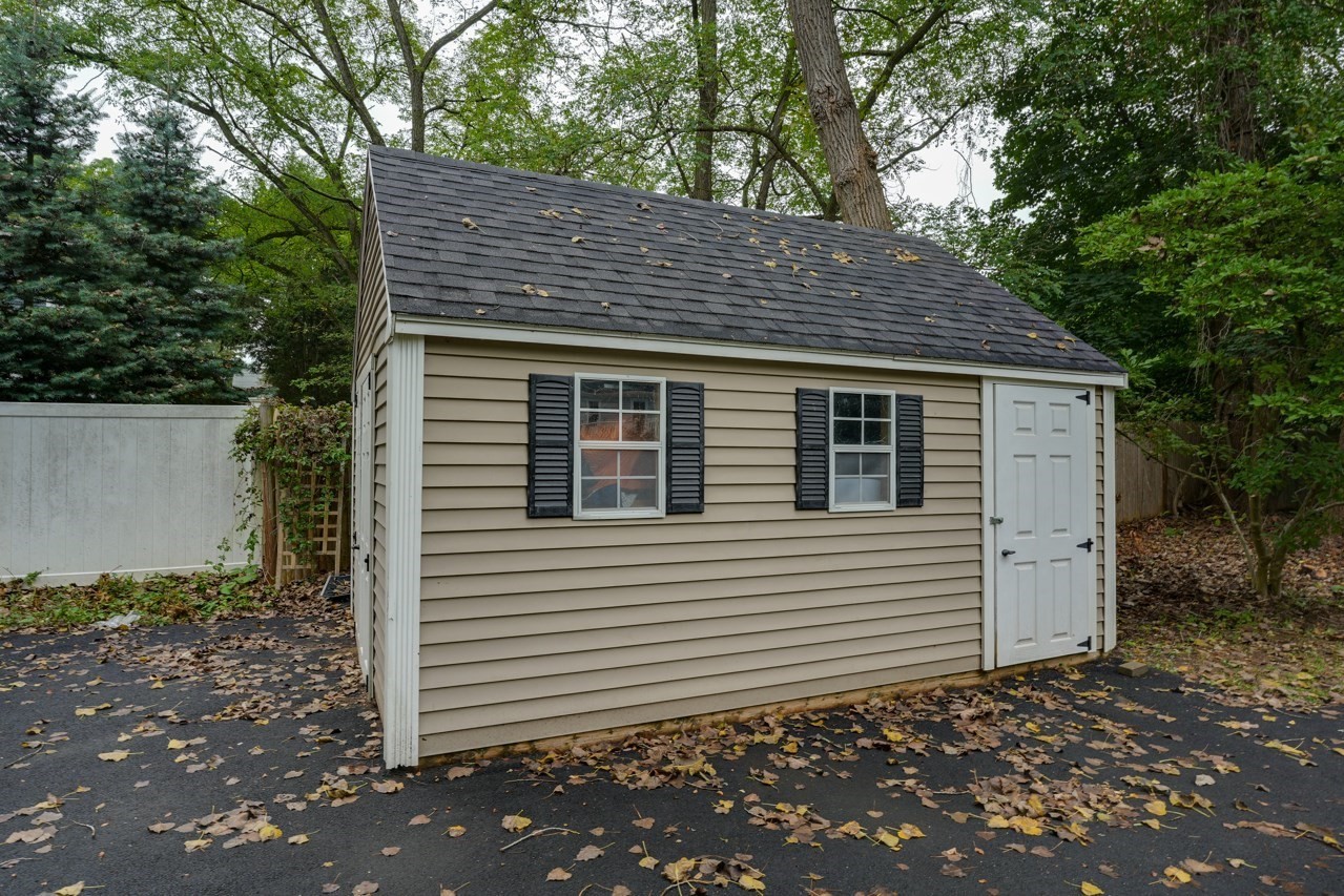 94 Rice Street, Wellesley, MA 02482 - Image 34