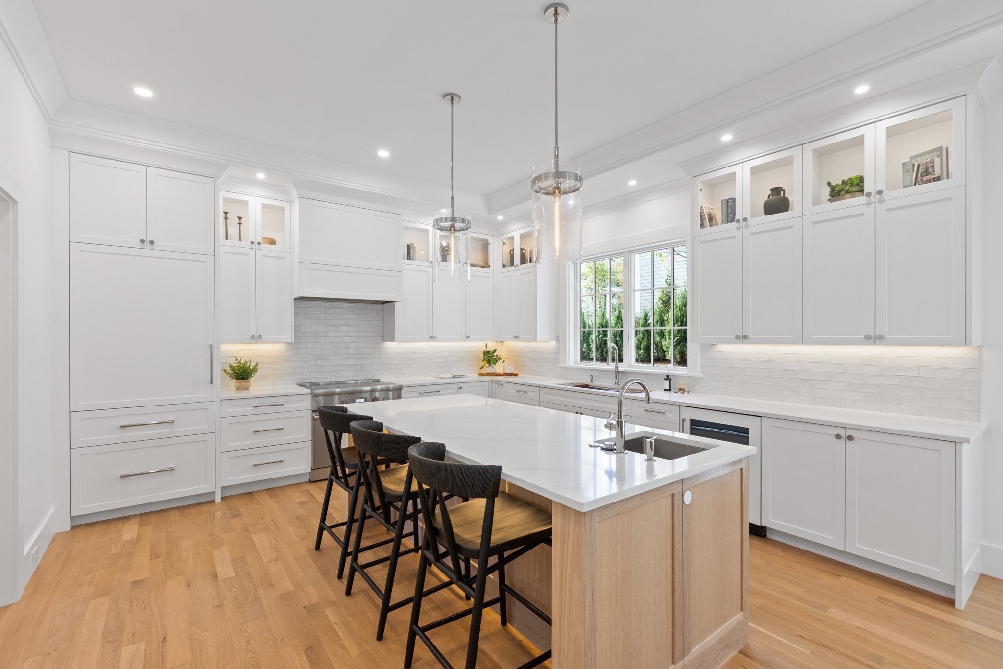 32 Edgewood Road Unit 1, Lexington, MA 02420 - Image 2