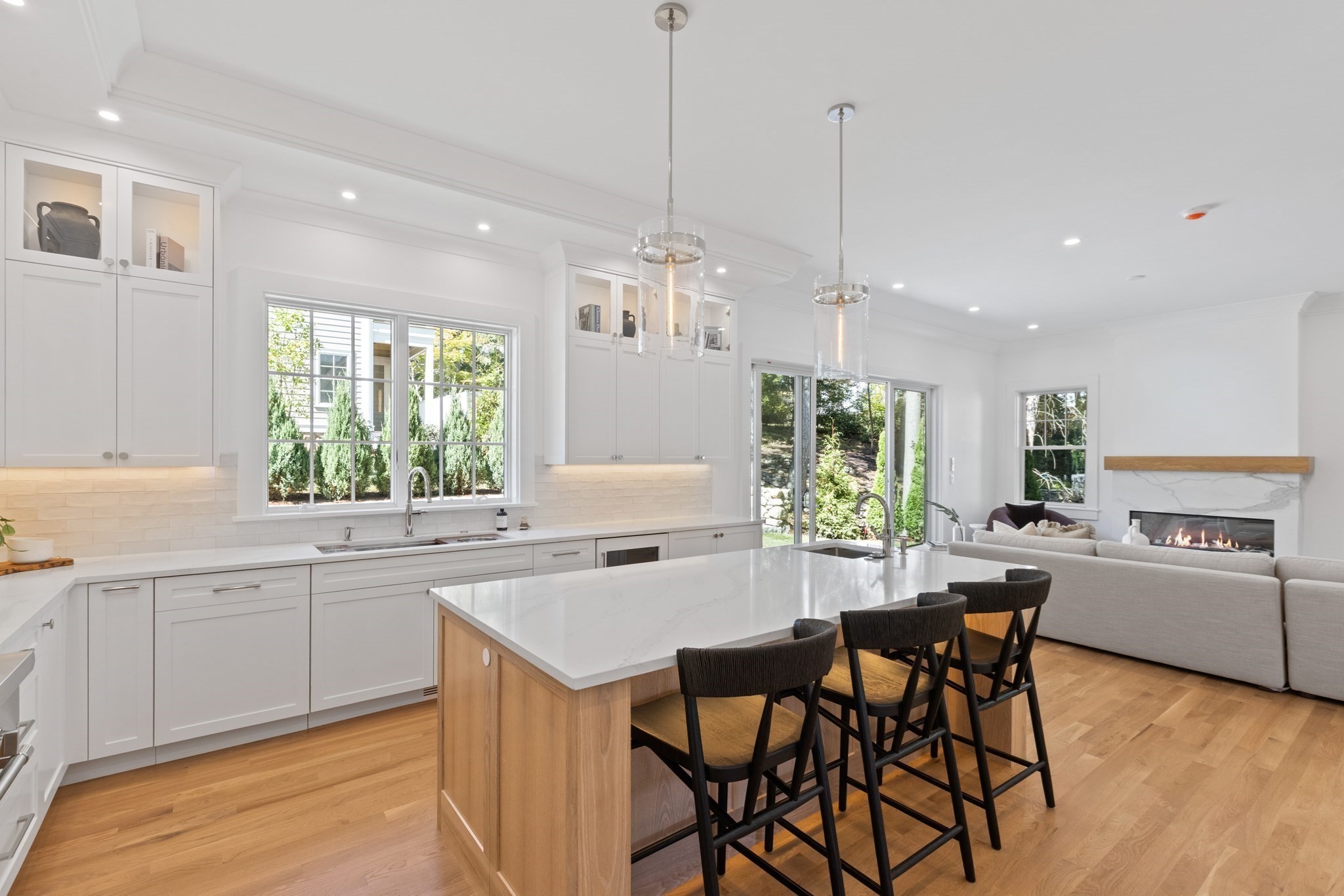 32 Edgewood Road Unit 1, Lexington, MA 02420 - Image 4