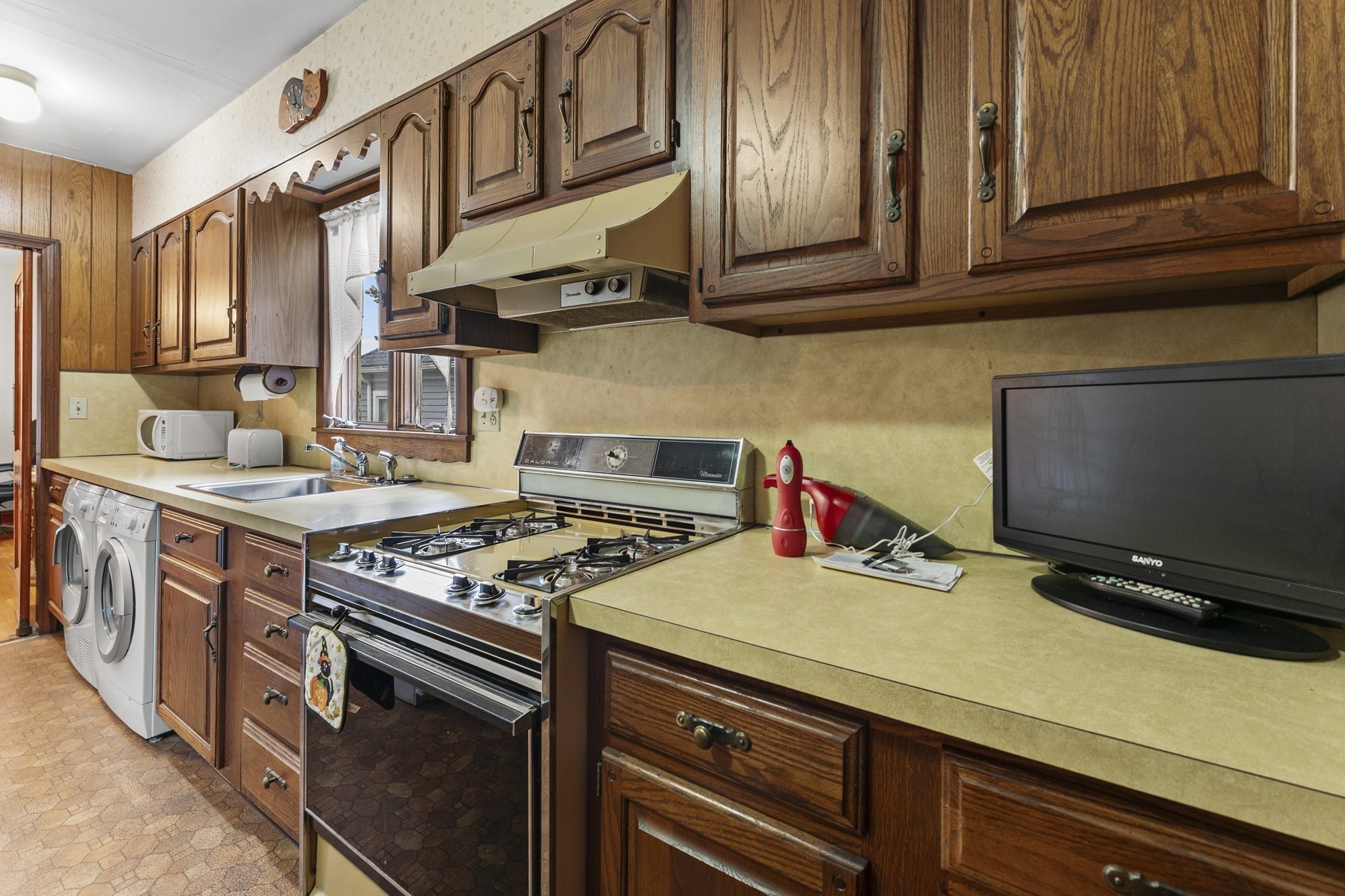 42 Belmont St, Somerville, MA 02143 - Image 9