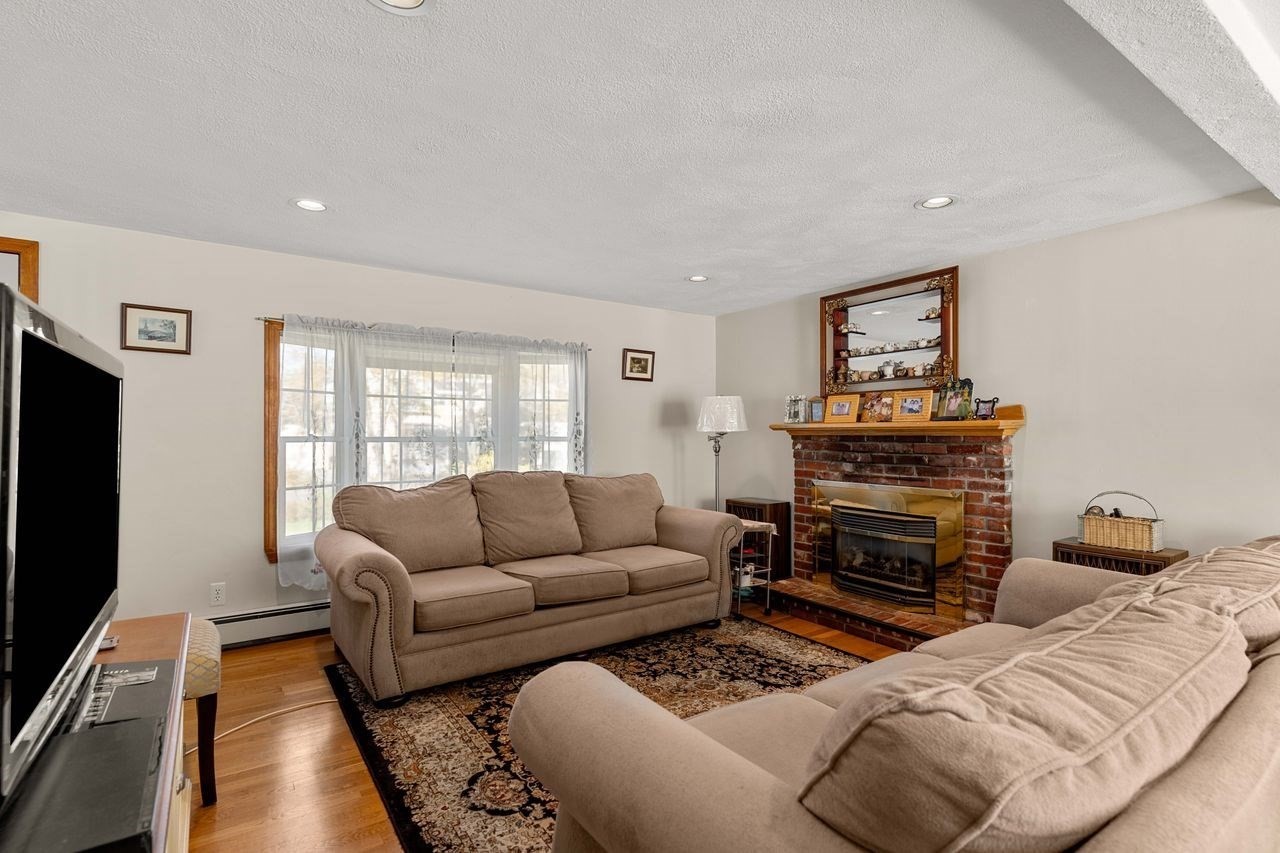 17 Orchard Street, Beverly, MA 01915 - Image 11