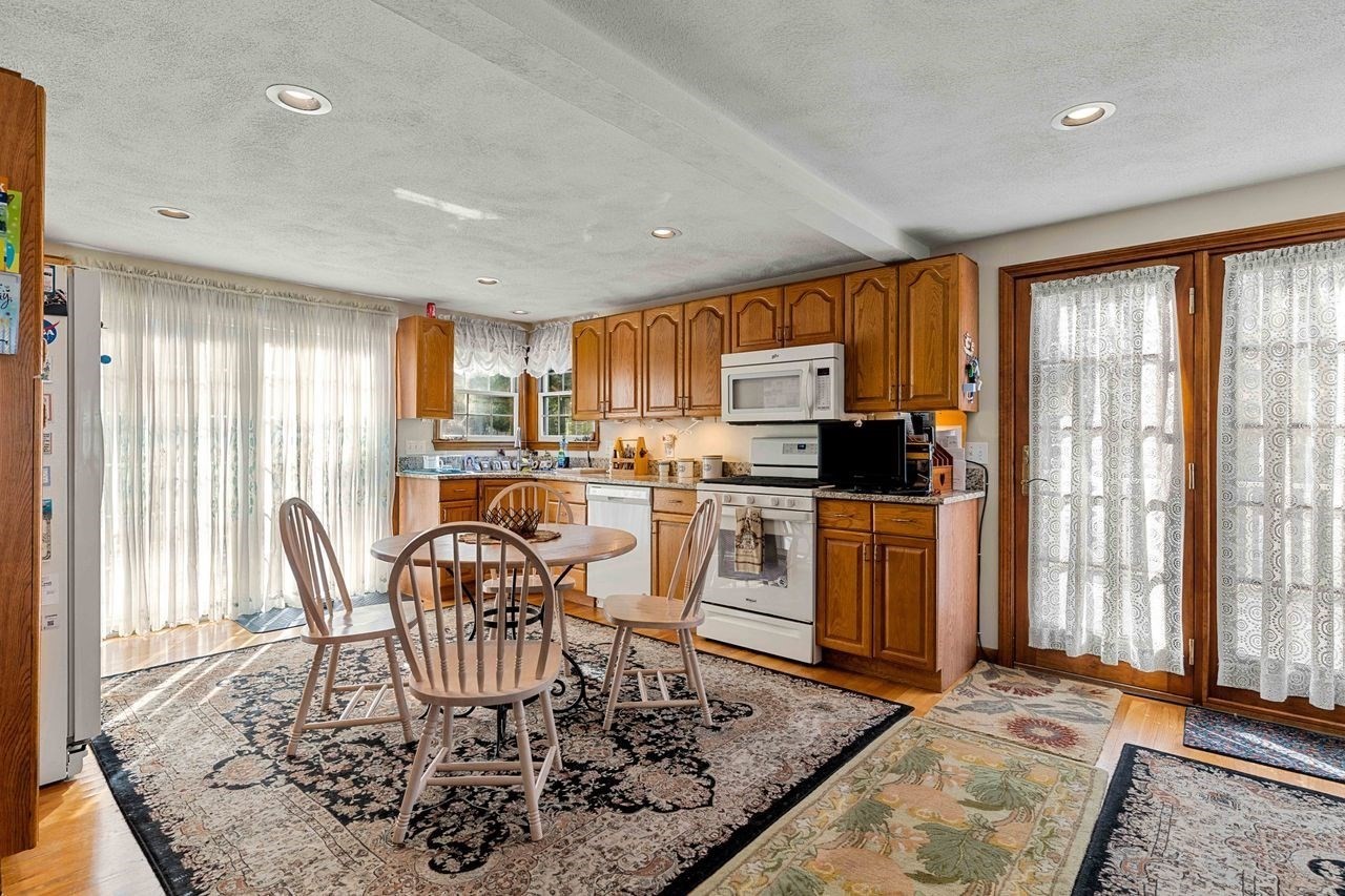 17 Orchard Street, Beverly, MA 01915 - Image 16