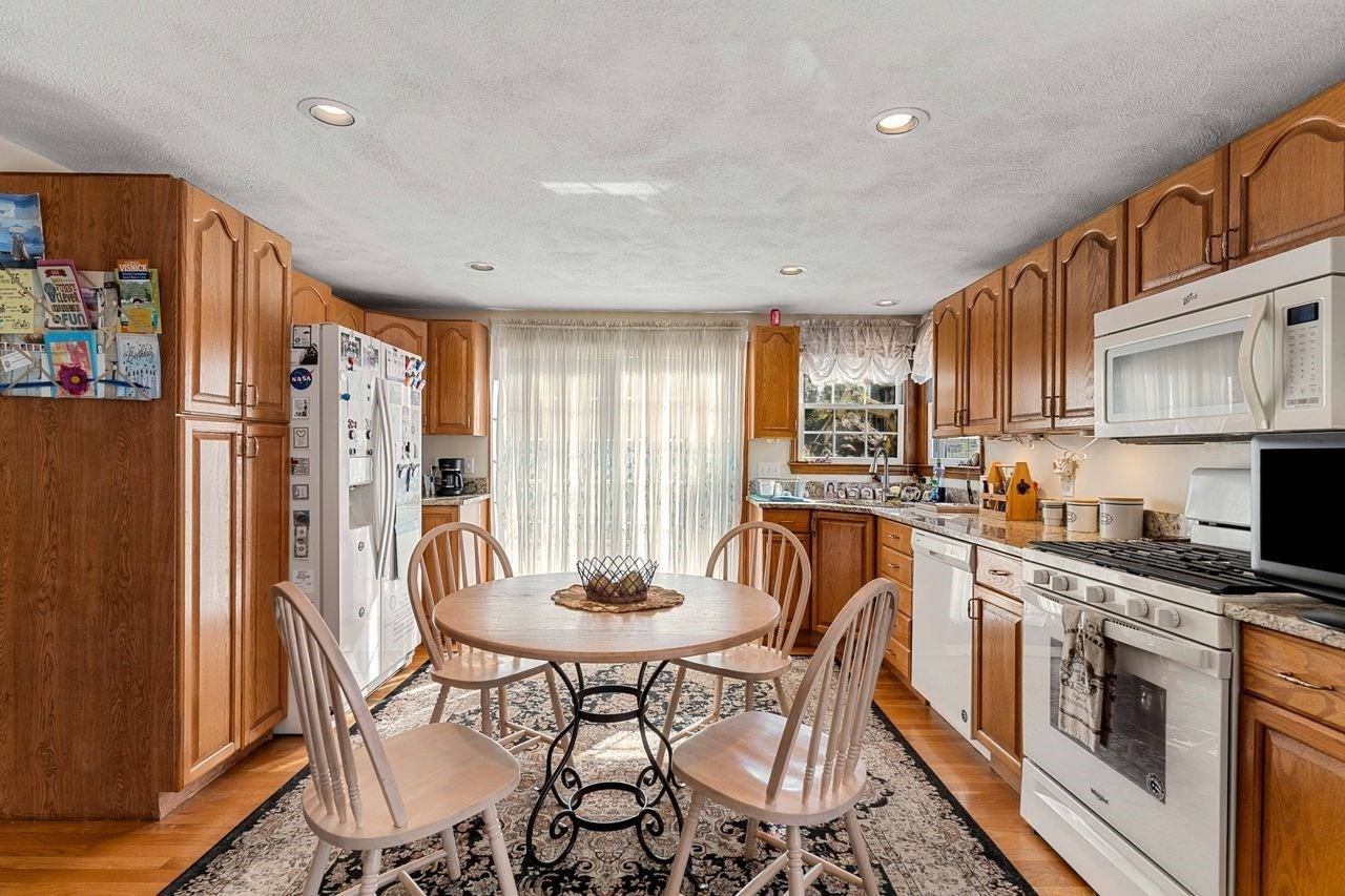 17 Orchard Street, Beverly, MA 01915 - Image 19