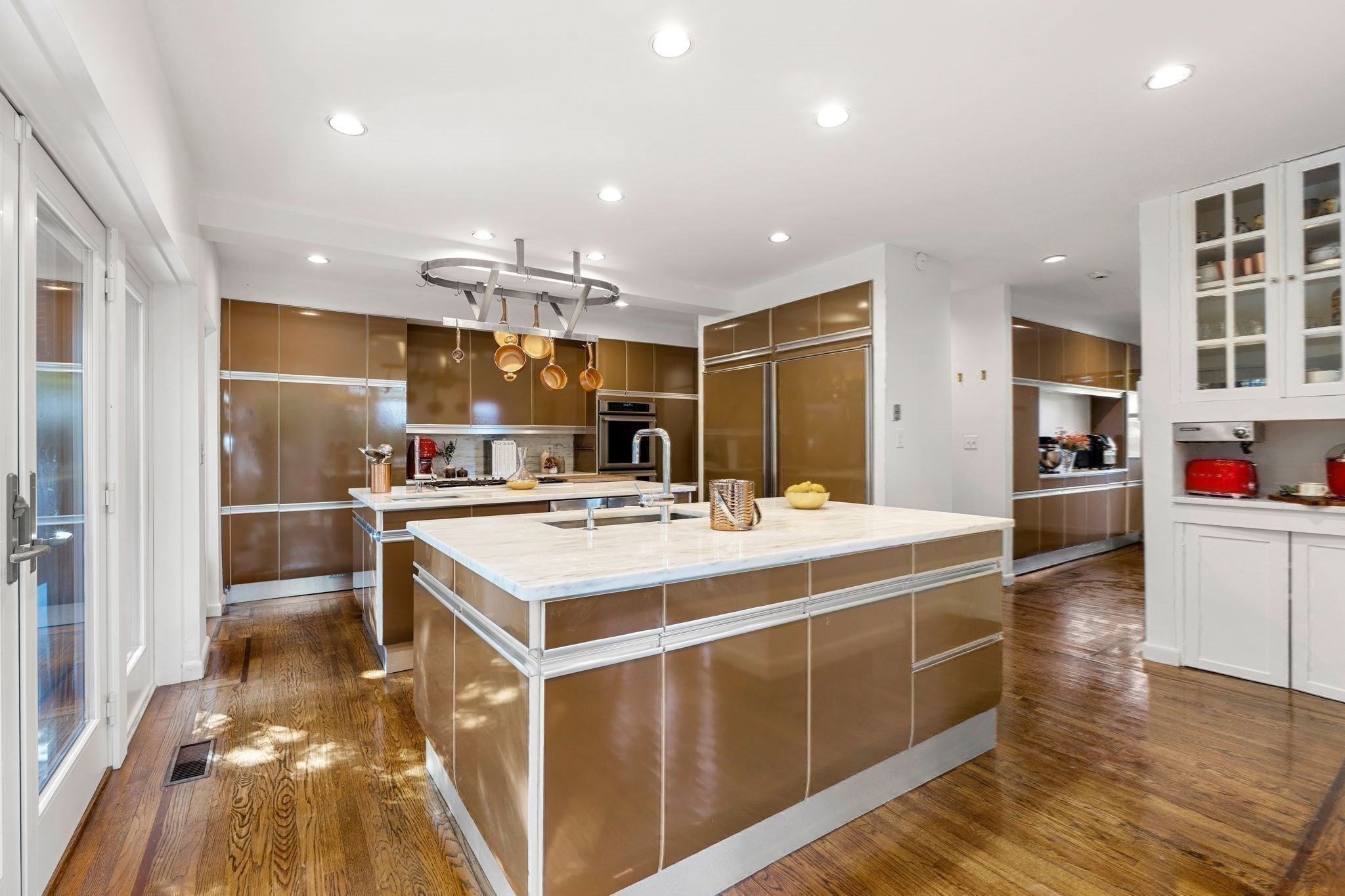 1125 W Roxbury Pkwy, Brookline, MA 02467 - Image 18