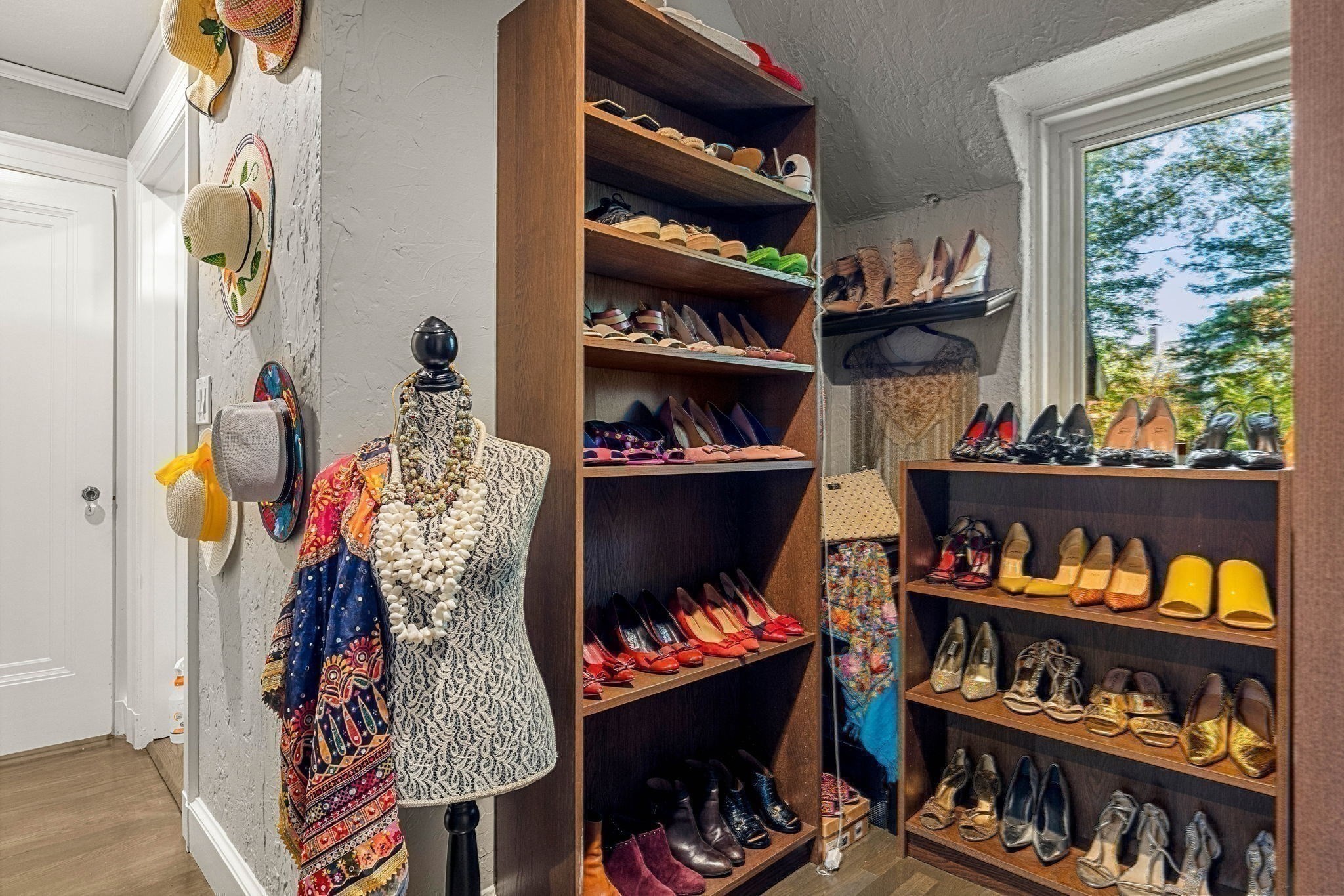 1125 W Roxbury Pkwy, Brookline, MA 02467 - Image 28