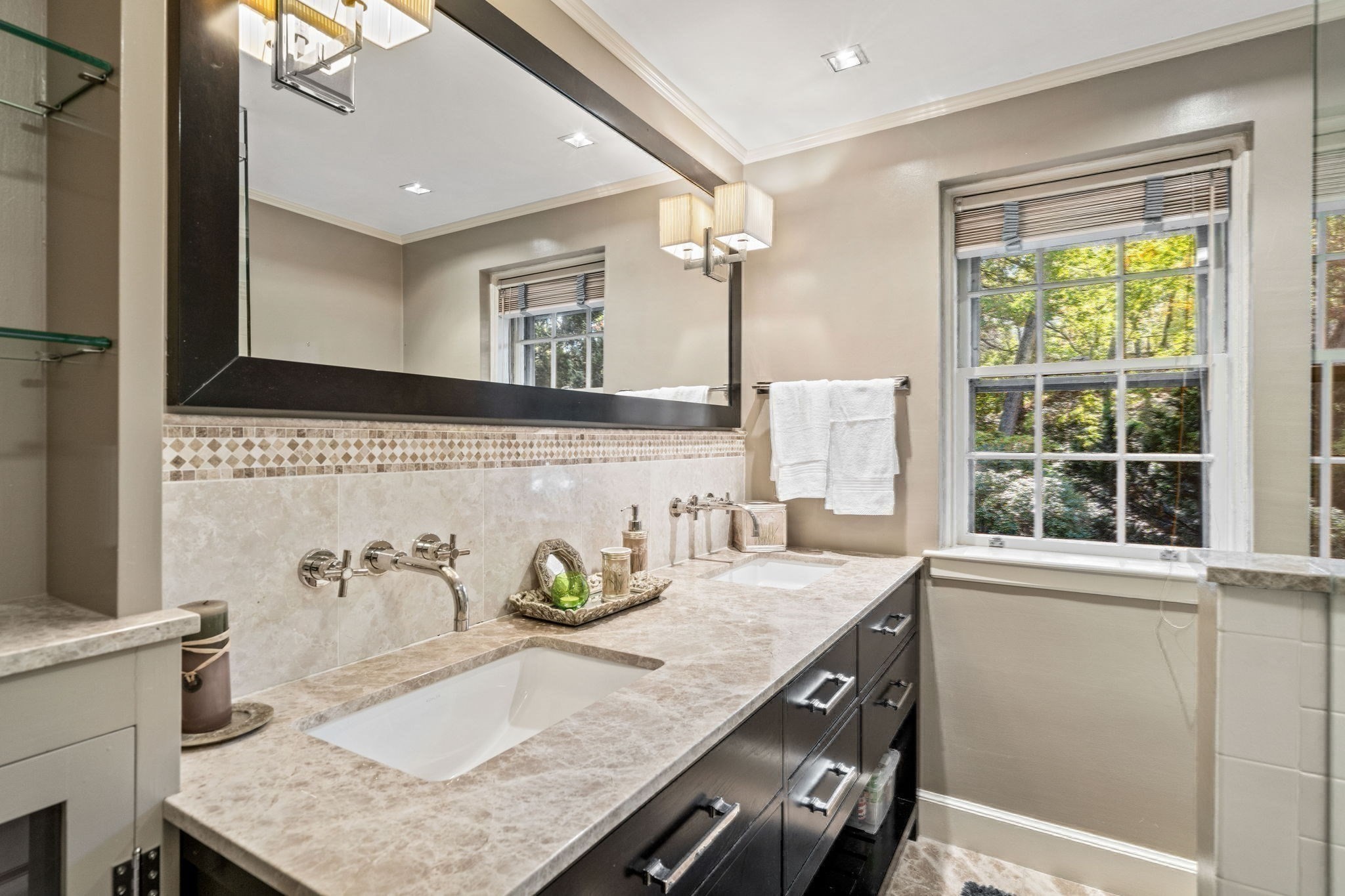 1125 W Roxbury Pkwy, Brookline, MA 02467 - Image 32